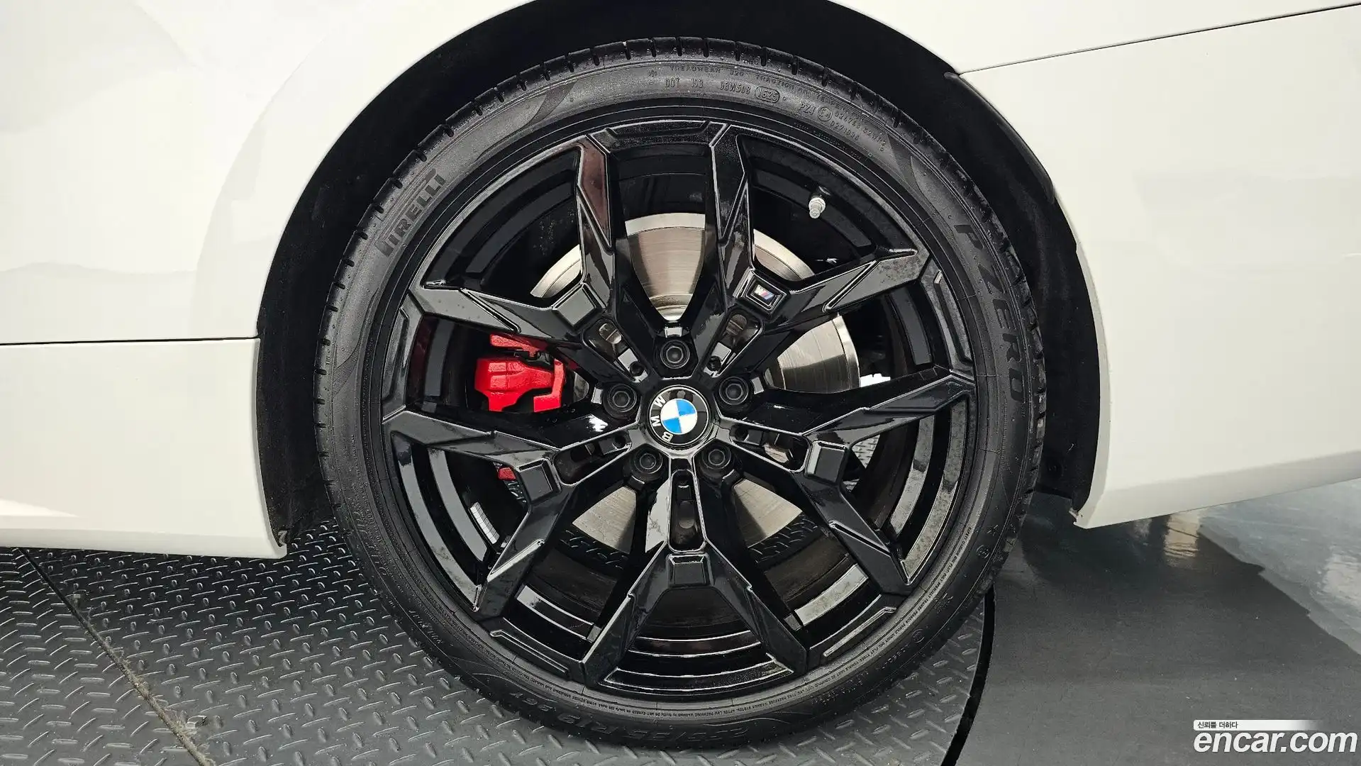 4-Series BMW 2025.9-OUTER-031