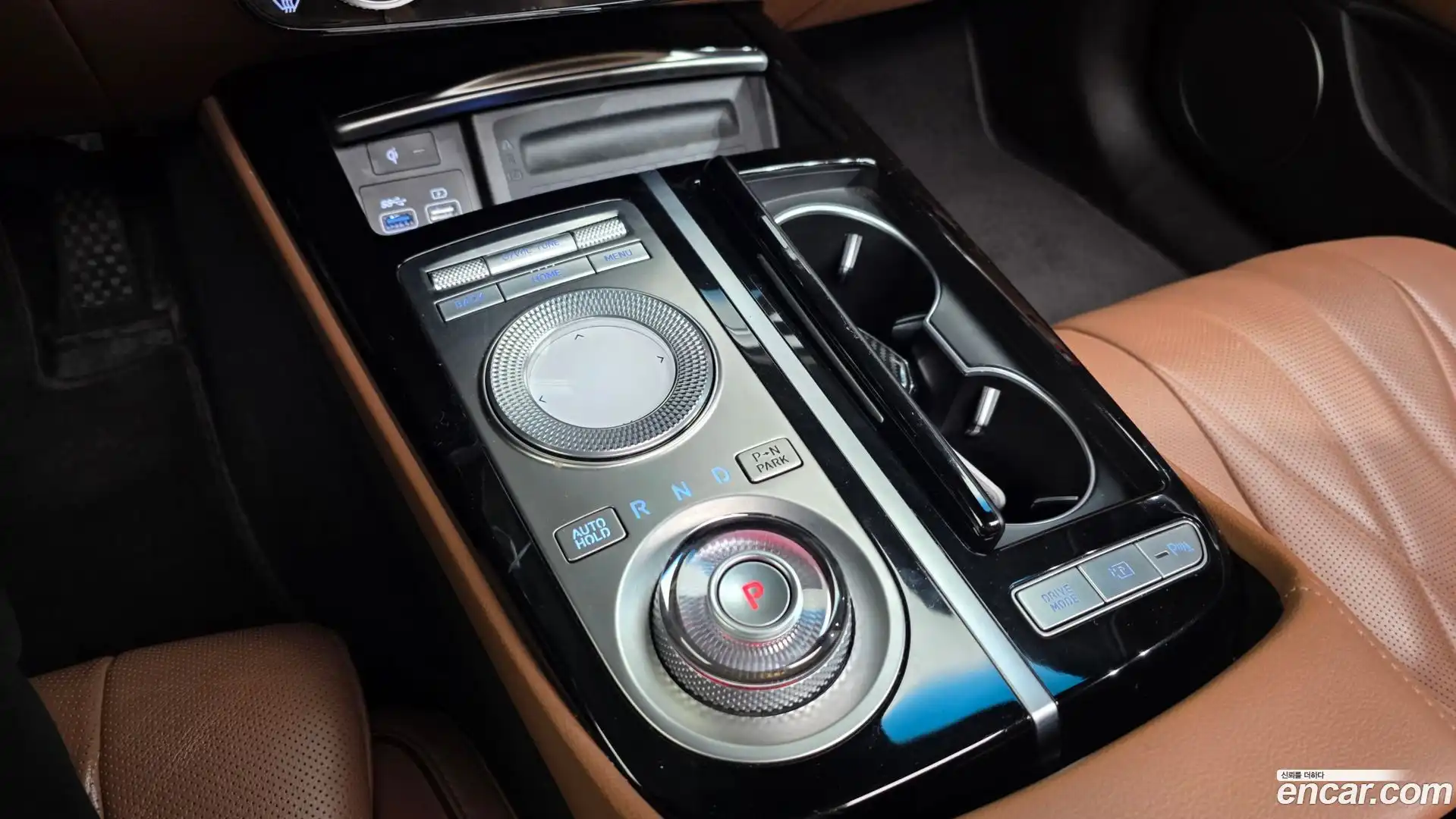 G80 Genesis 2022.0-INNER-009