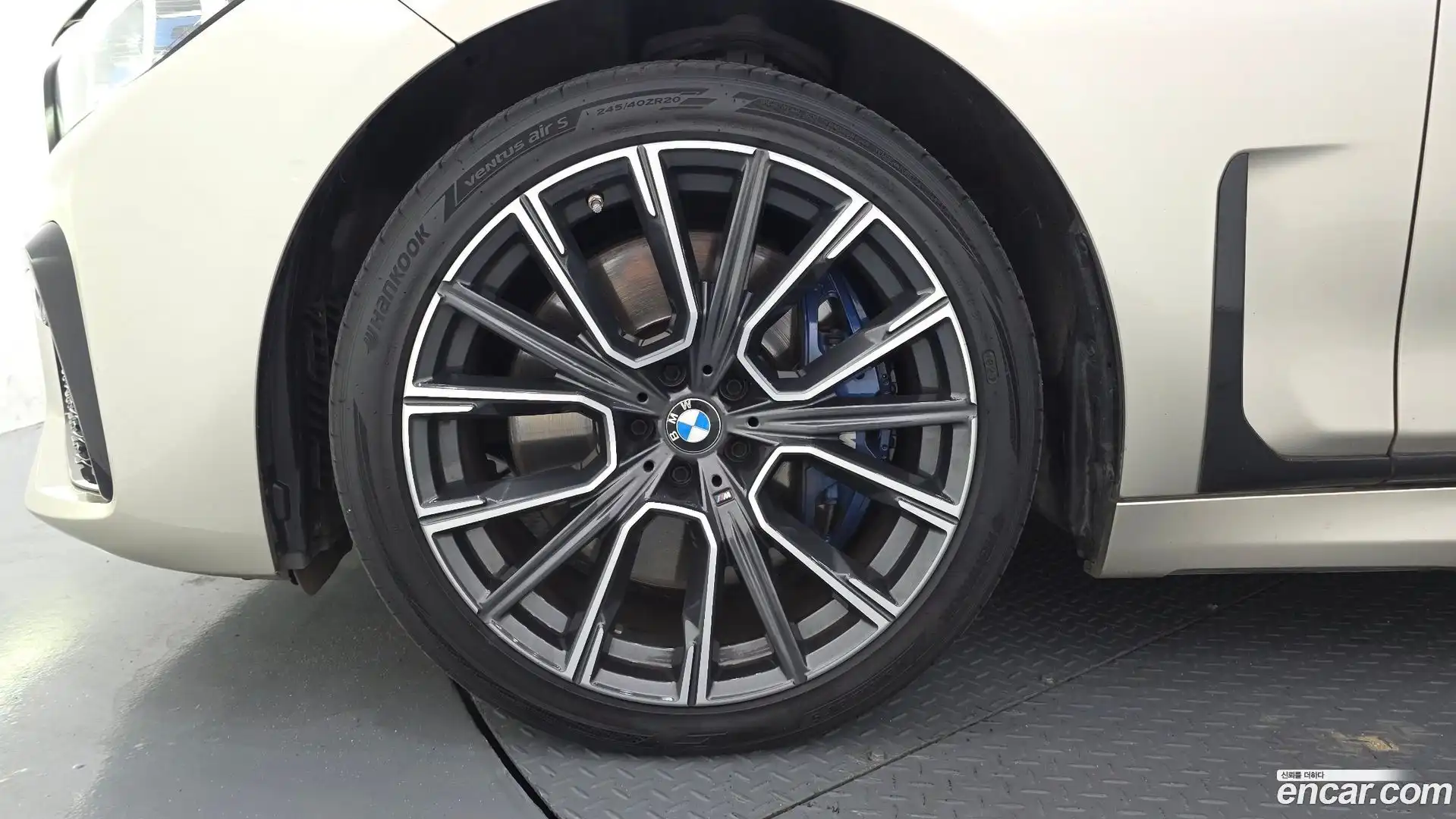 7-Series BMW 2019.9-OUTER-005