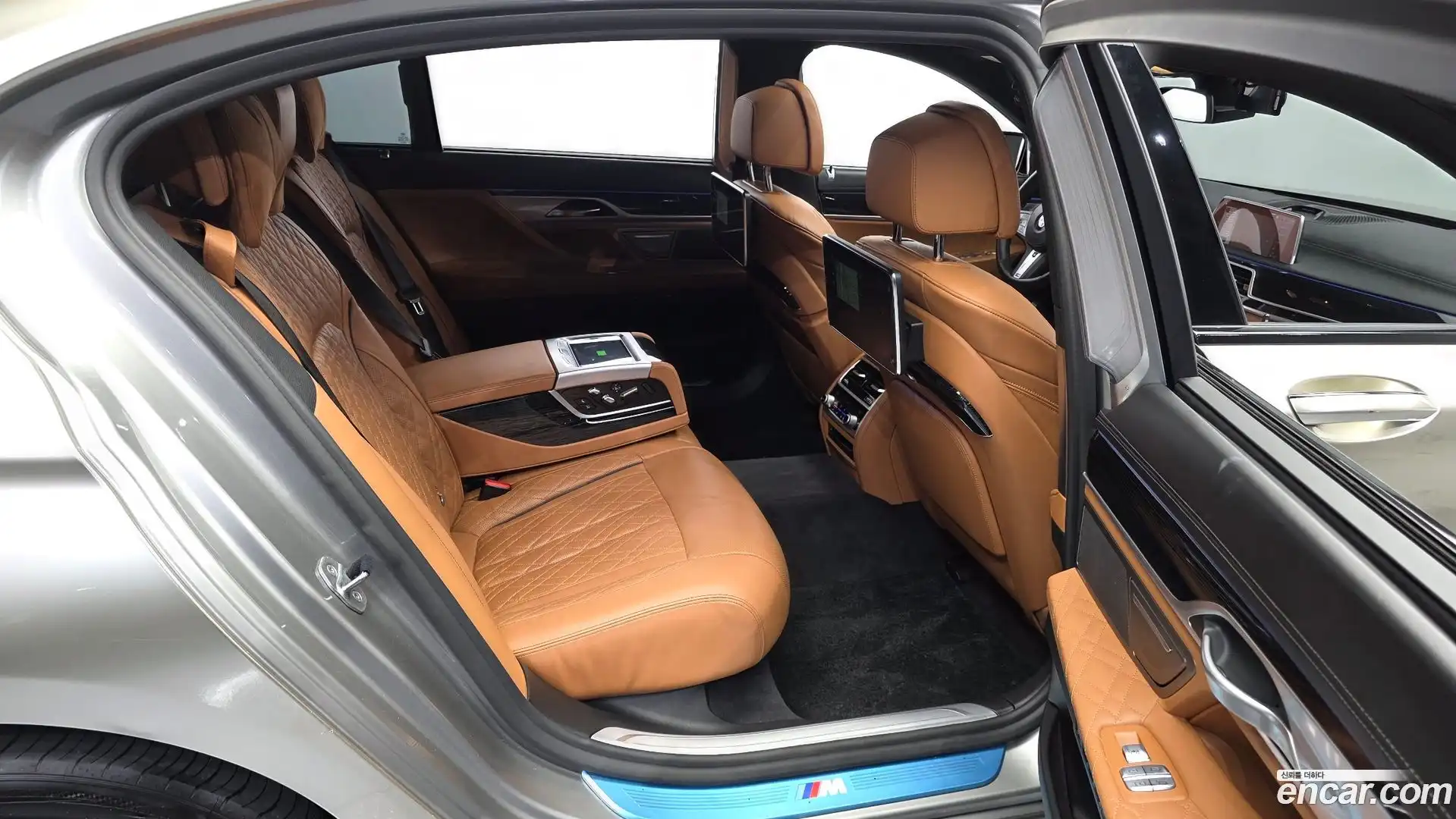 7-Series BMW 2019.9-OPTION-015