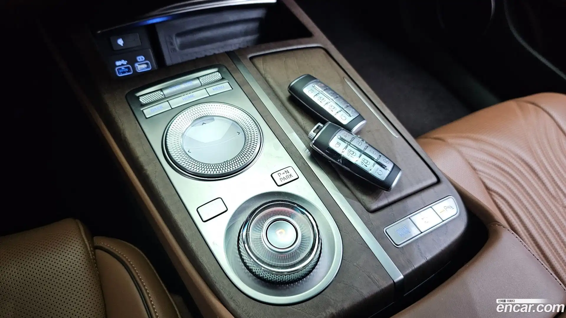G80 Genesis 2022.4-INNER-009
