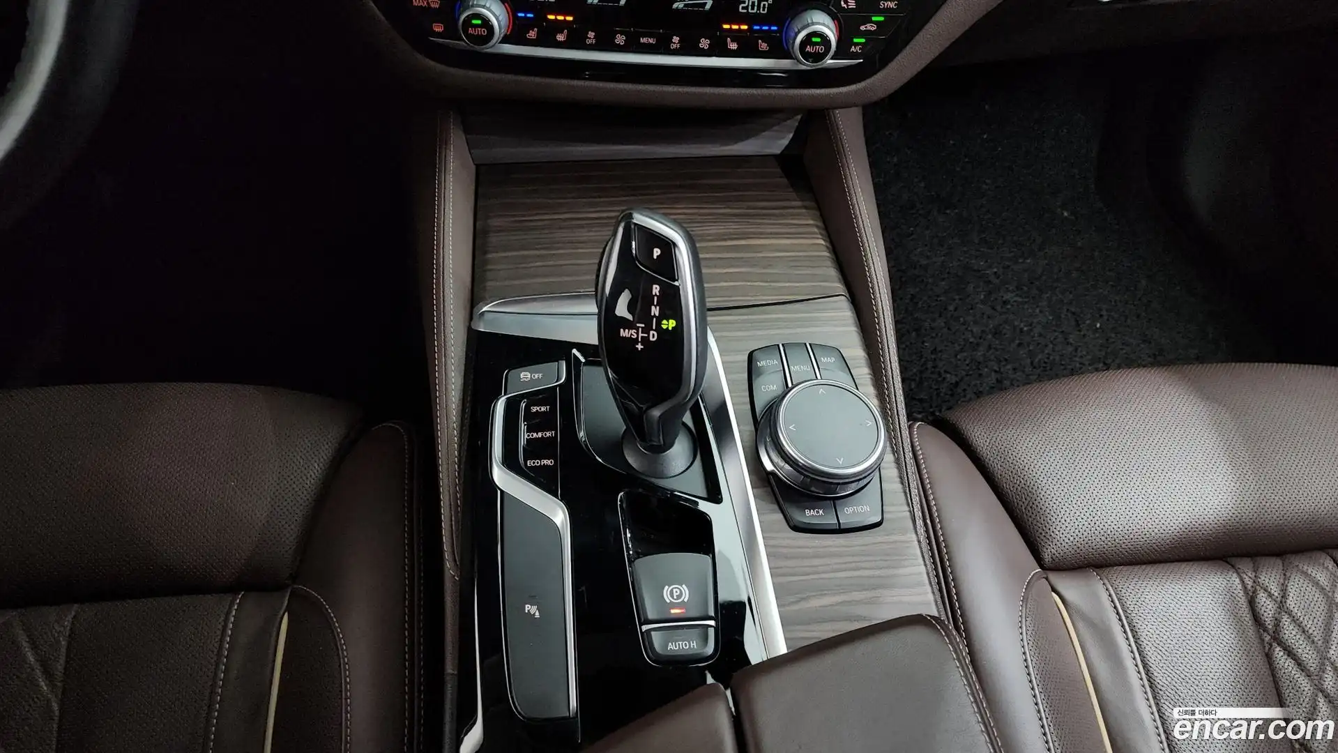 5-Series BMW 2018.6-INNER-009