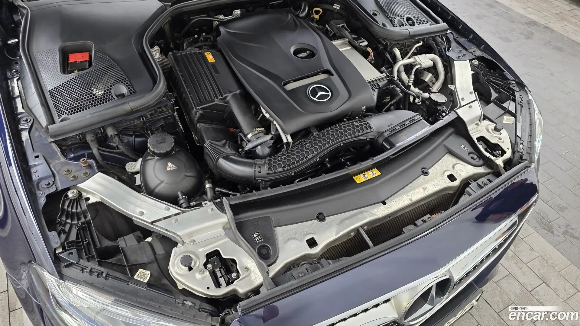 E-Class Mercedes-Benz 2017.10-OUTER-006