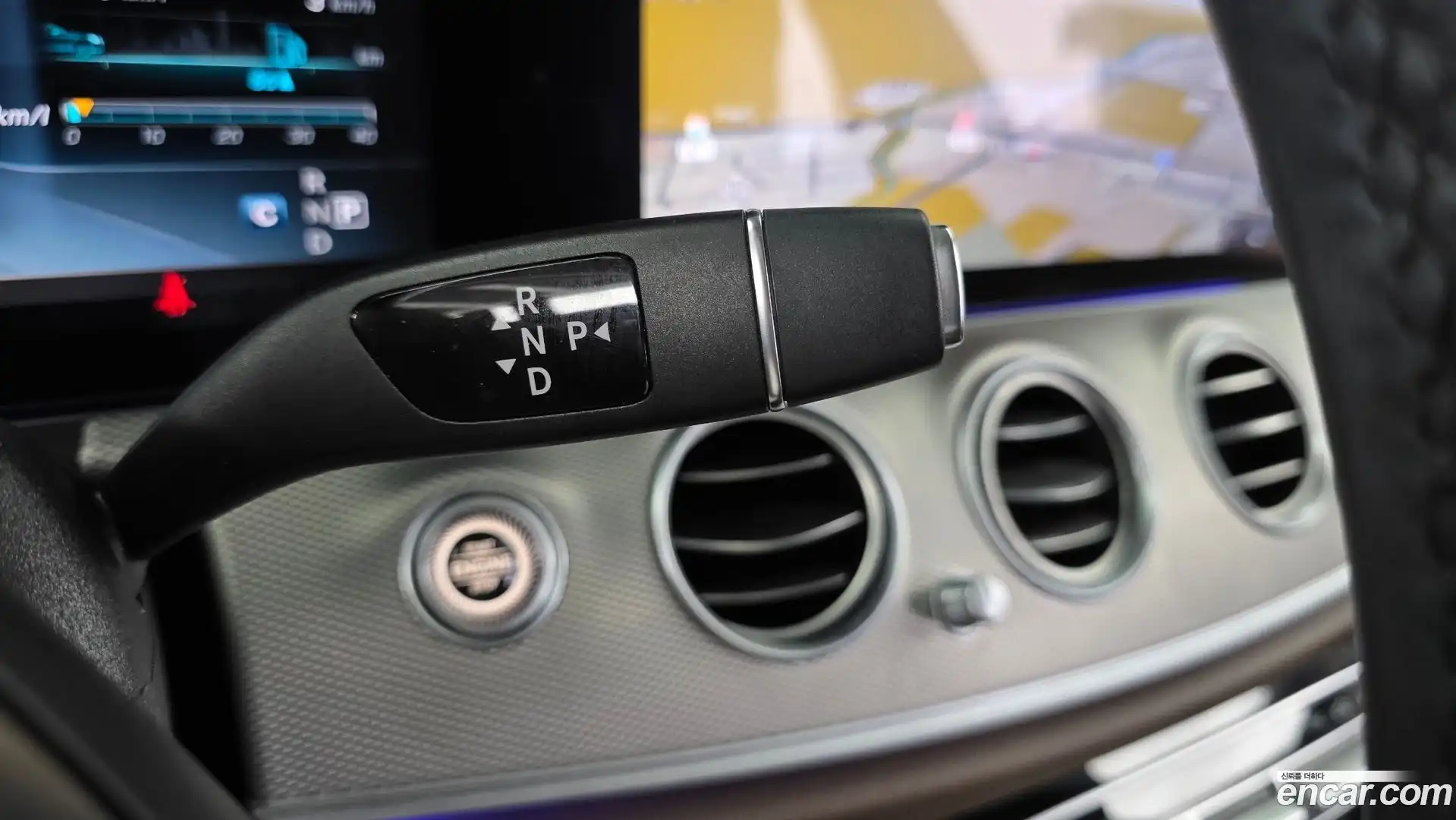 E-Class Mercedes-Benz 2017.10-INNER-009