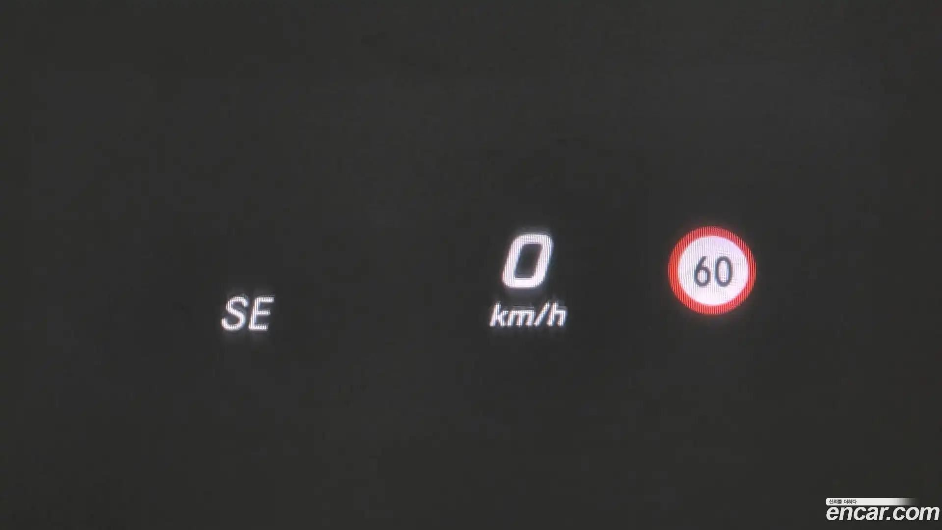 E-Class Mercedes-Benz 2017.10-OPTION-023