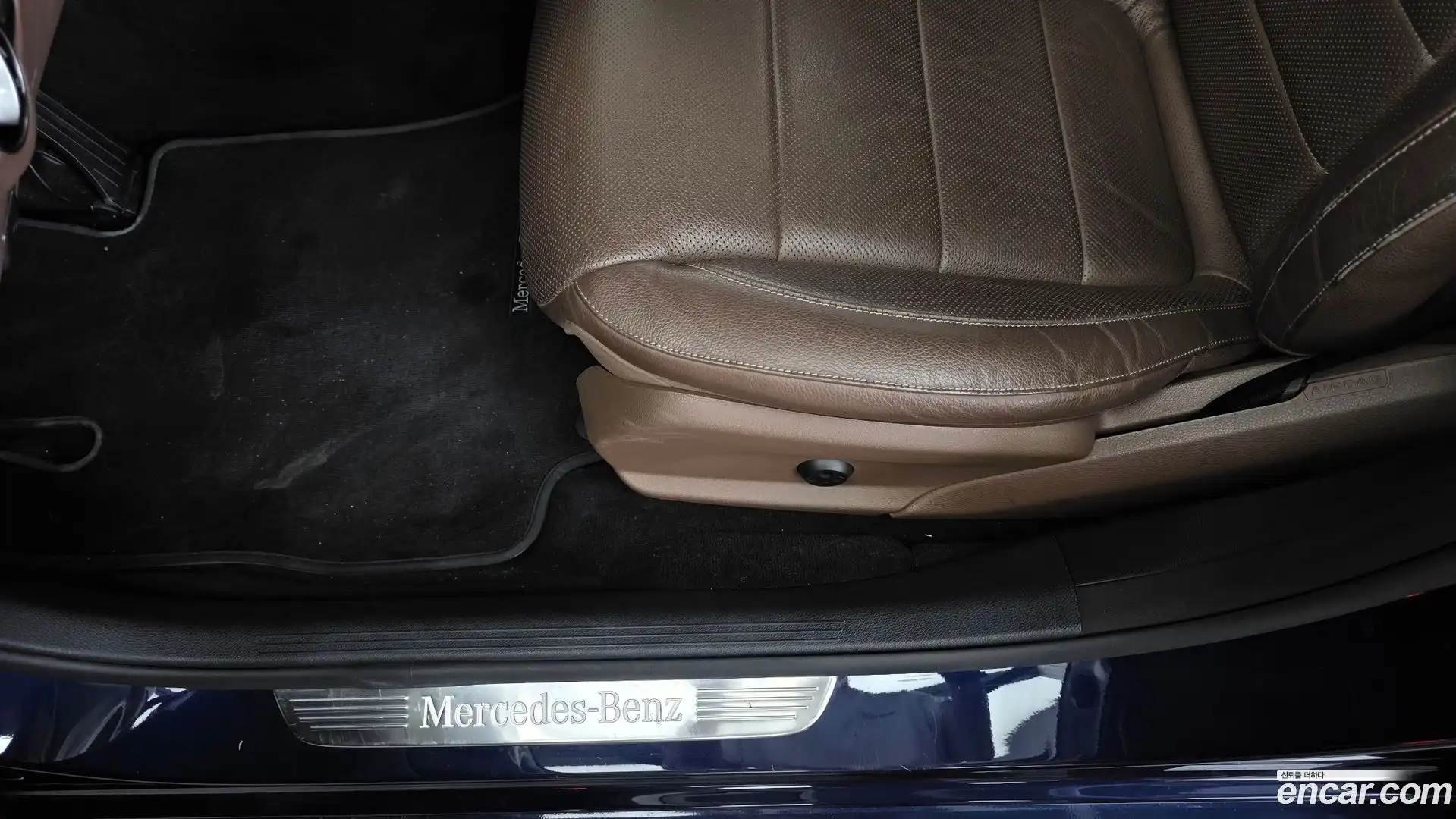 E-Class Mercedes-Benz 2017.10-OPTION-044