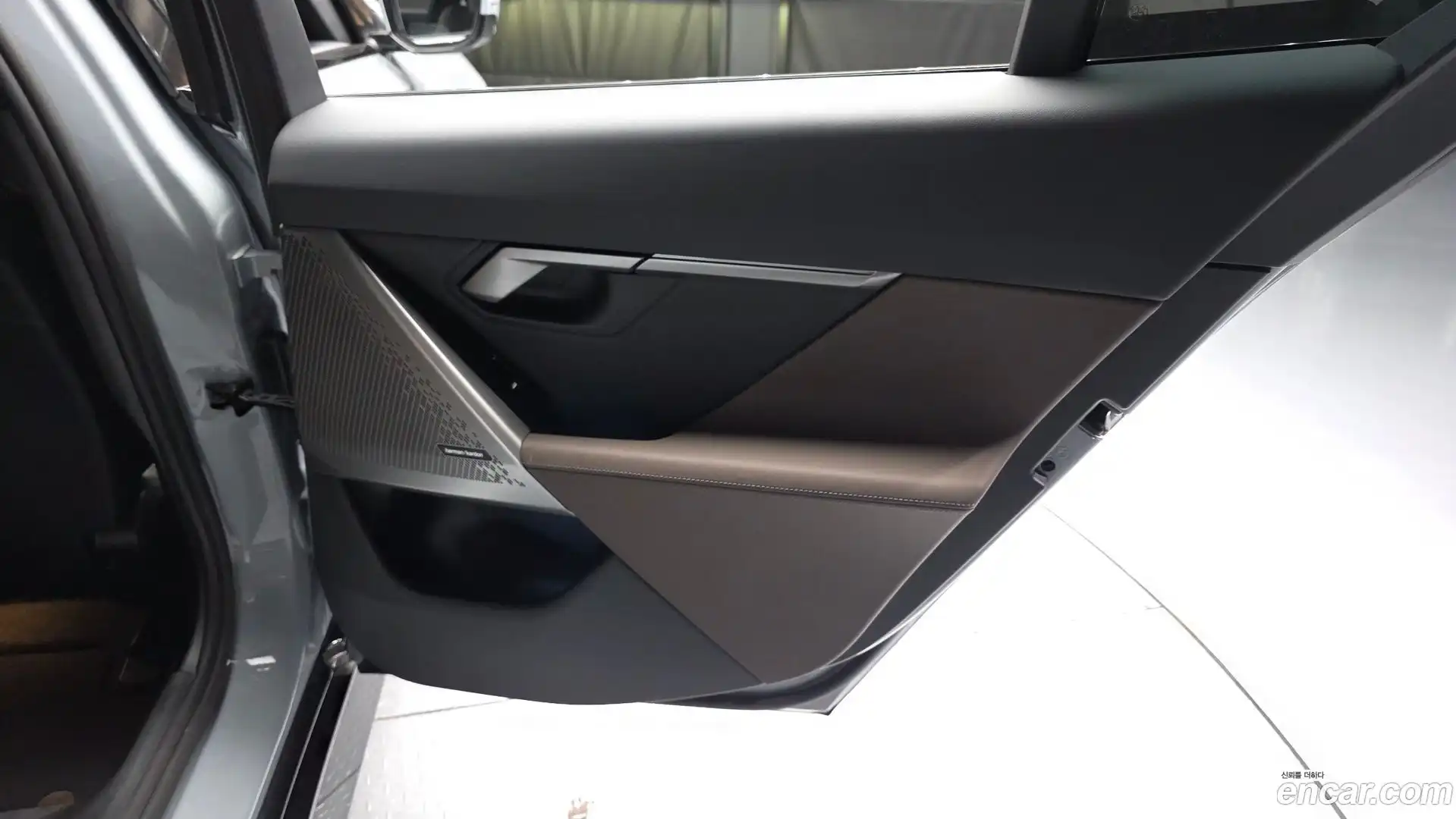 5-Series BMW 2025.5-INNER-035