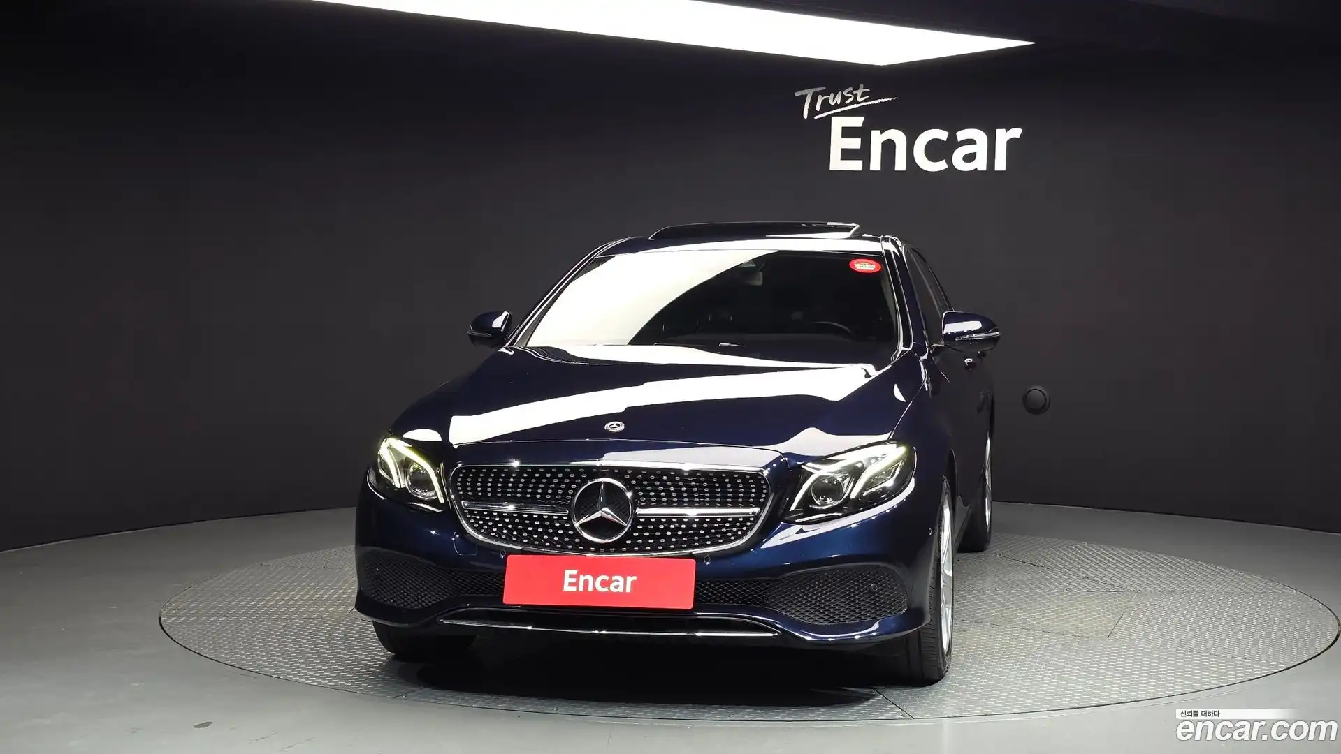 E-Class Mercedes-Benz 2018.3-OUTER-003