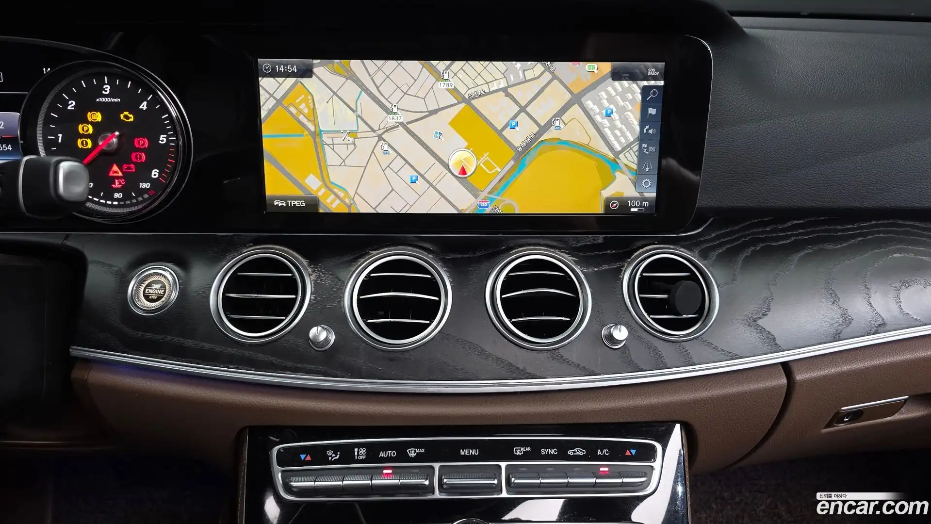 E-Class Mercedes-Benz 2018.3-OPTION-018