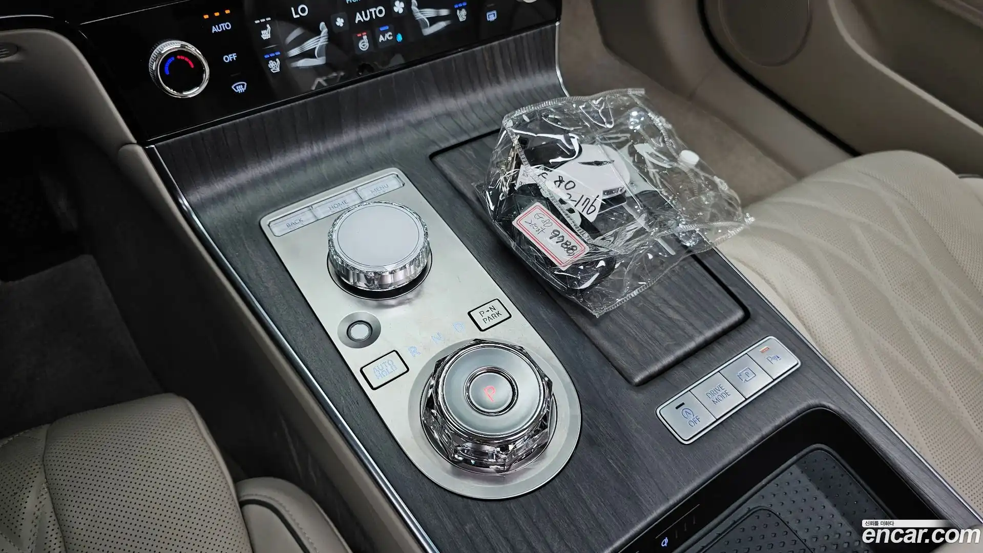 G80 Genesis 2025.0-INNER-009