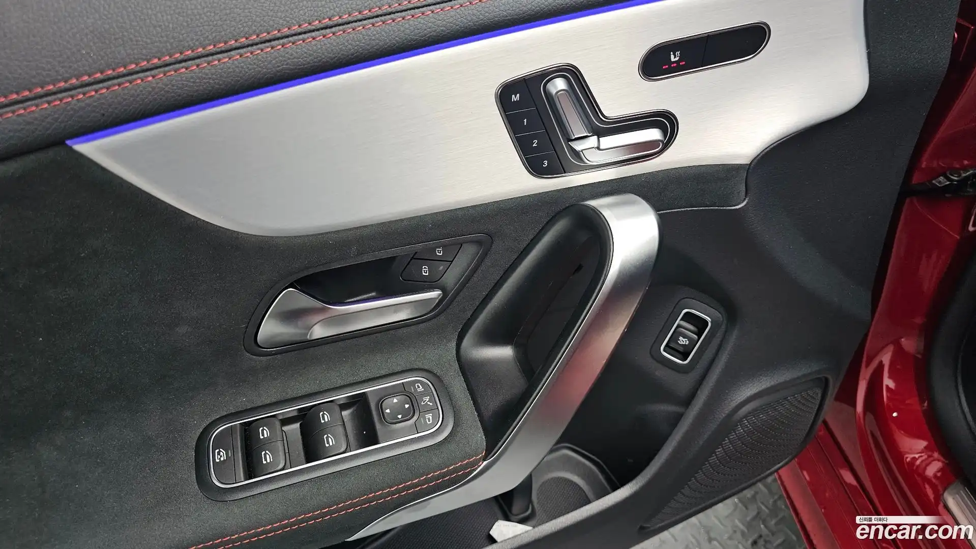 CLA-Class Mercedes-Benz 2023.11-OPTION-042