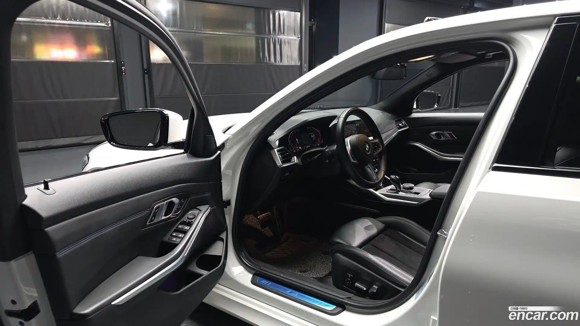 3-Series BMW 2019.10-INNER-010