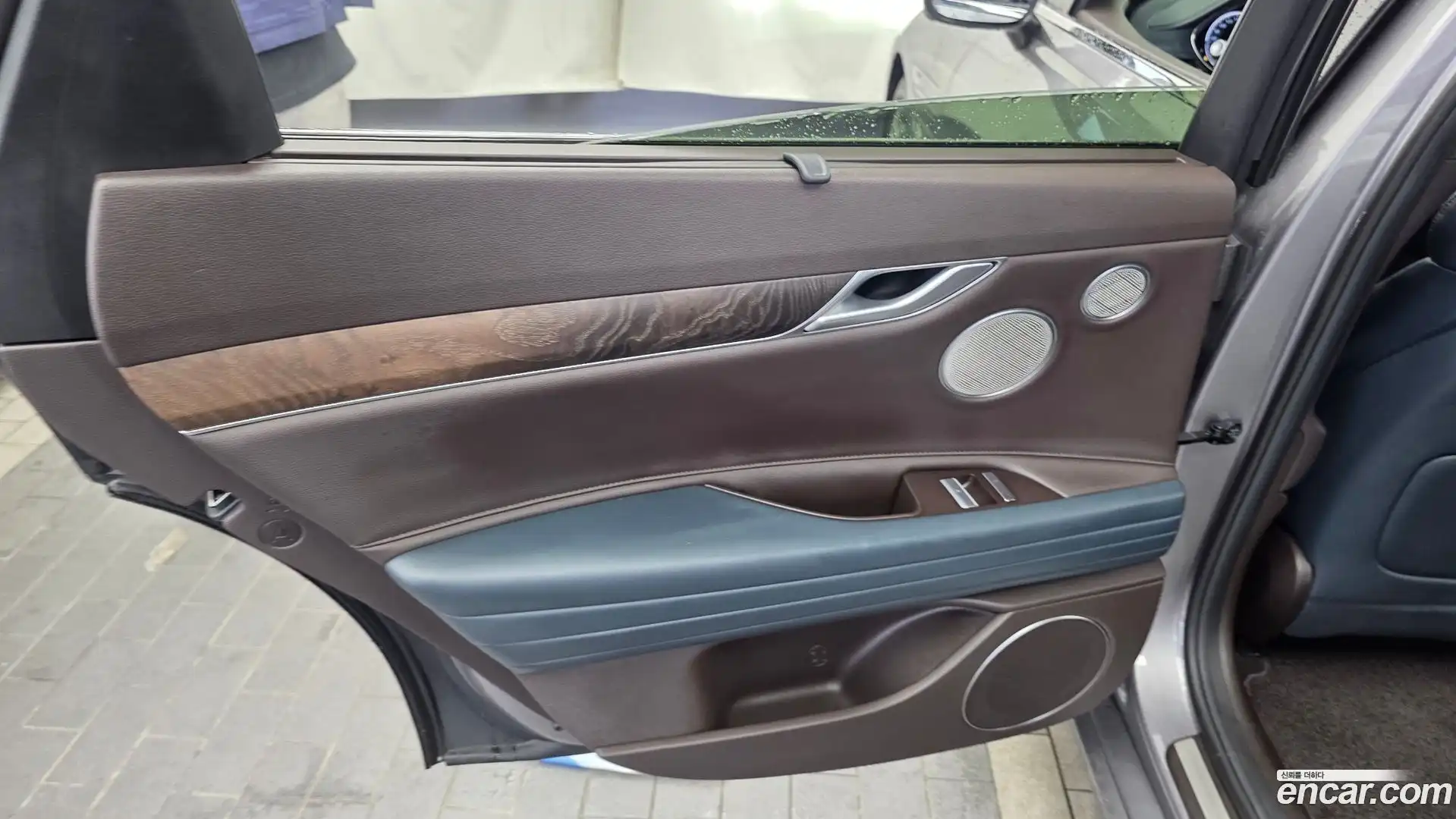 G80 Genesis 2021.4-INNER-035
