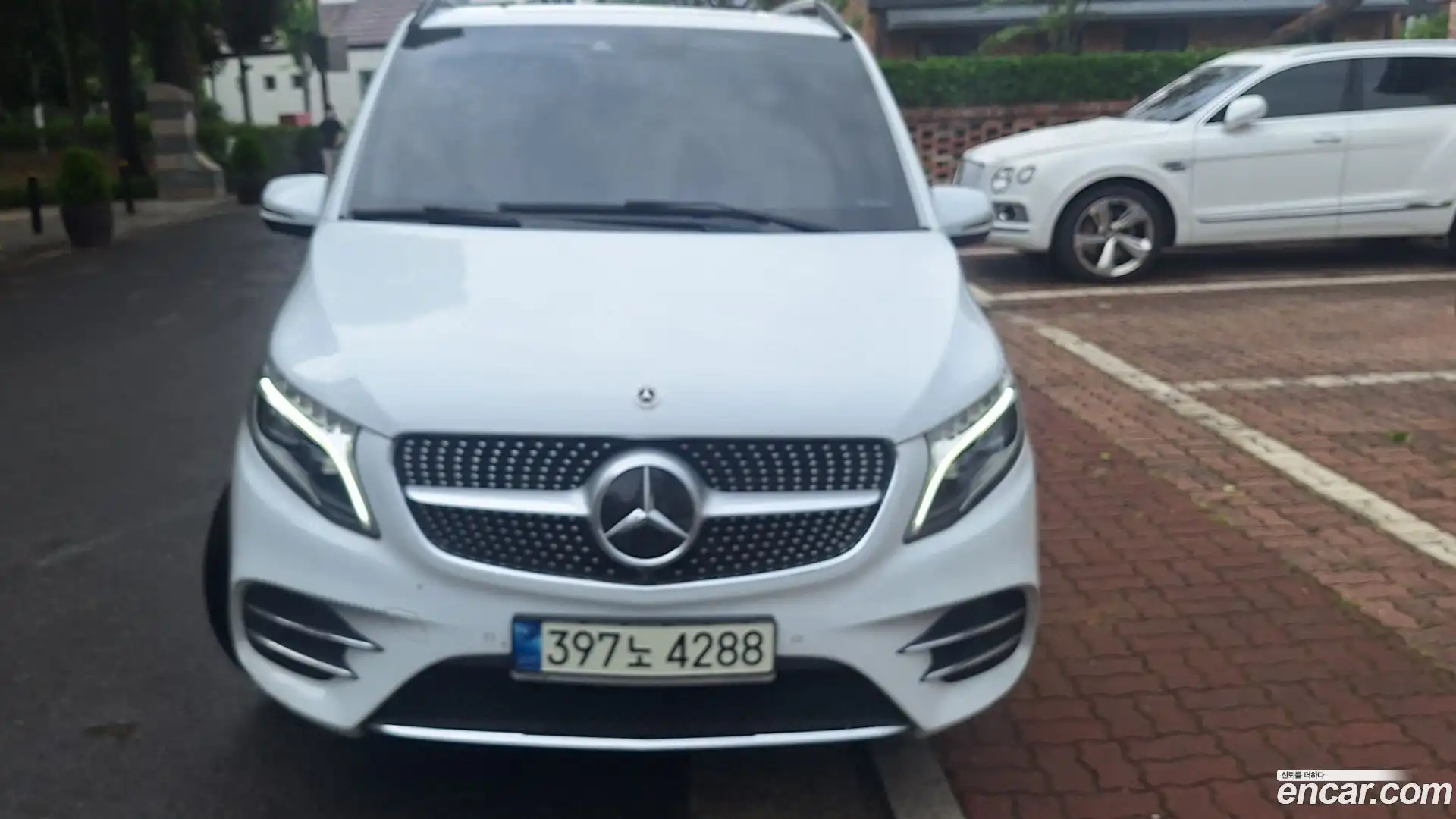 V-Class Mercedes-Benz 2021.9-OUTER-003