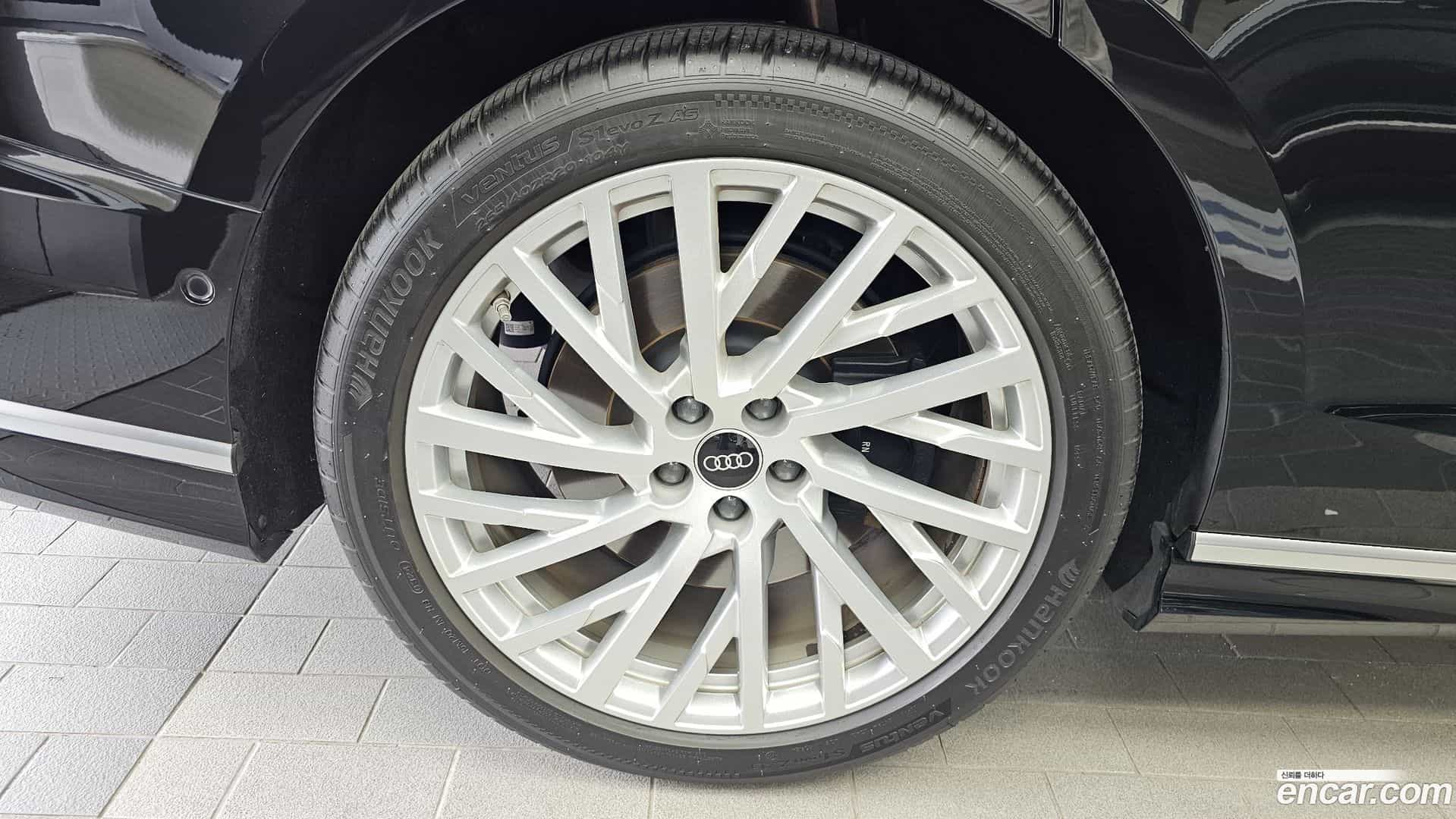 A8 Audi 2021.11-OUTER-005