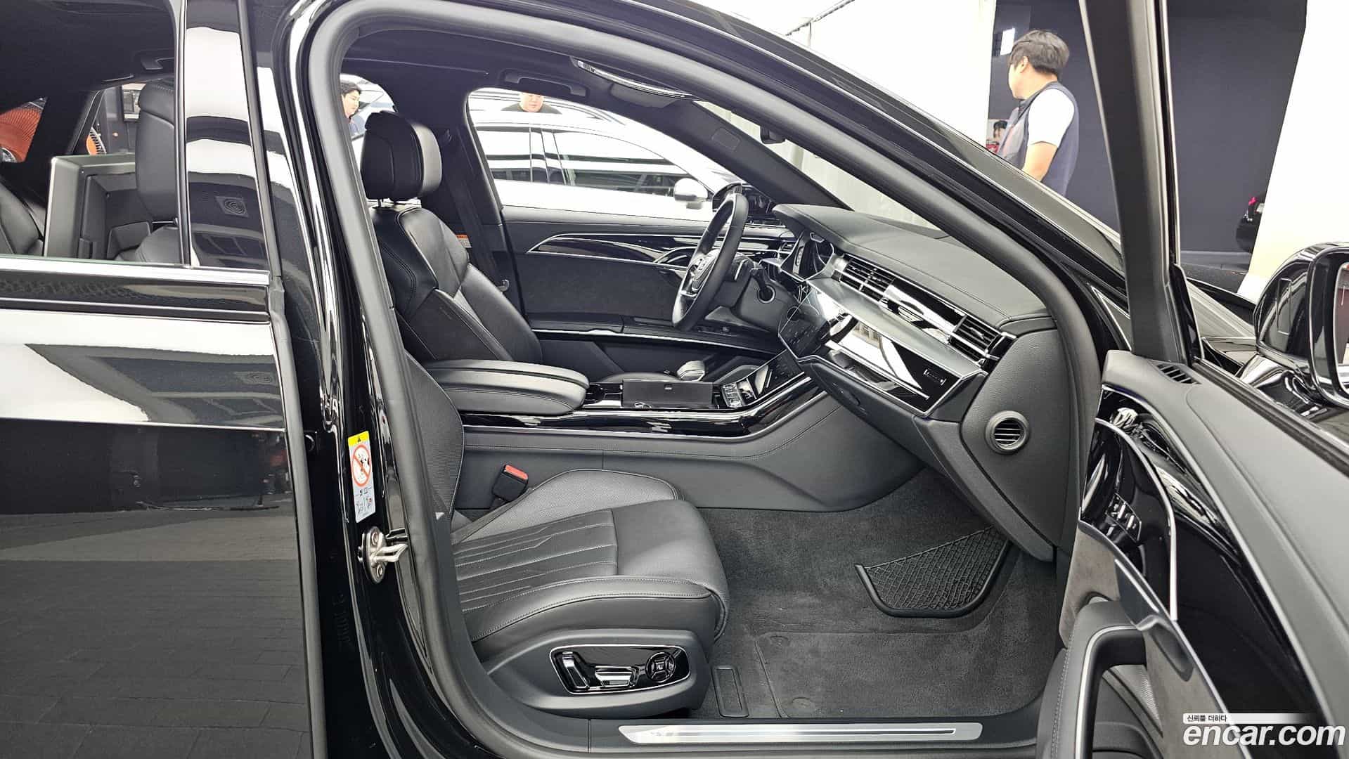 A8 Audi 2021.11-OPTION-015