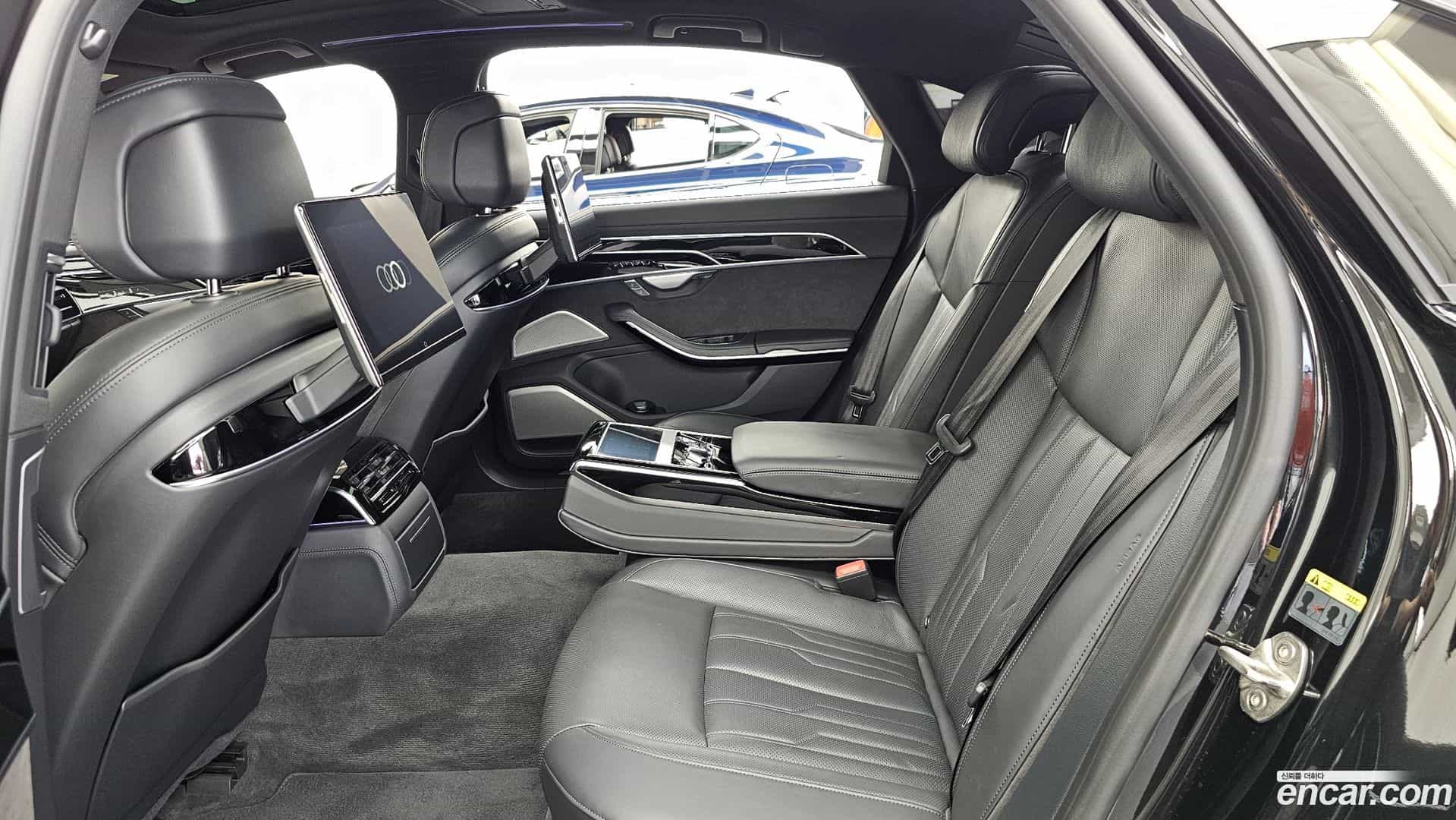 A8 Audi 2021.11-INNER-036