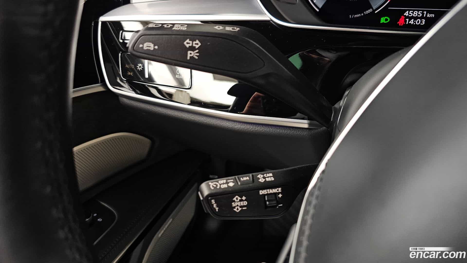 A8 Audi 2021.11-OPTION-042