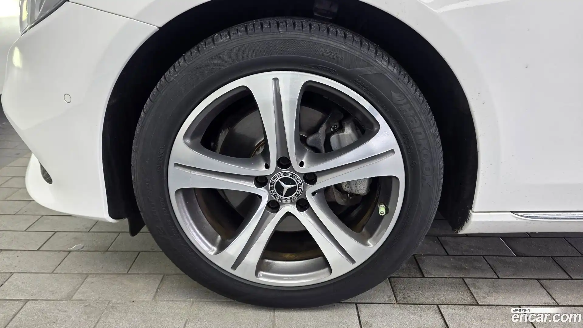 E-Class Mercedes-Benz 2018.11-OUTER-005