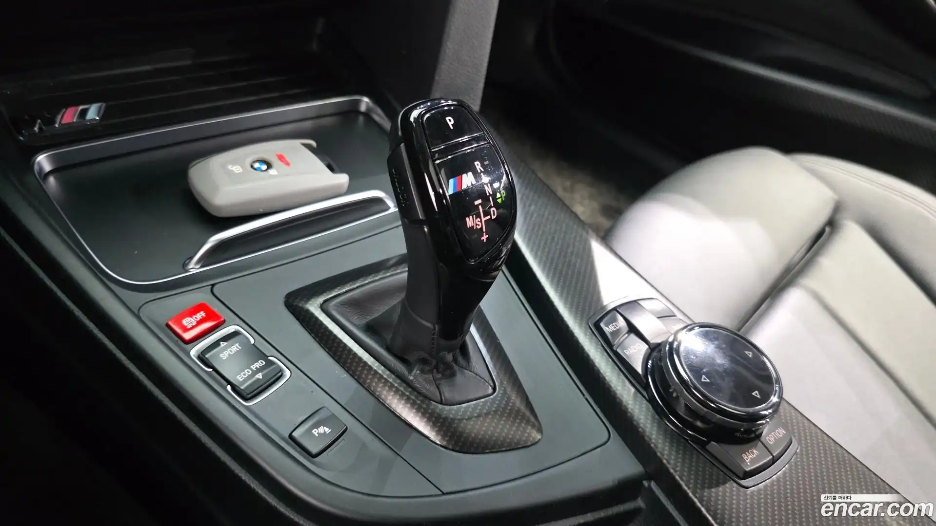 3-Series BMW 2016.11-INNER-009