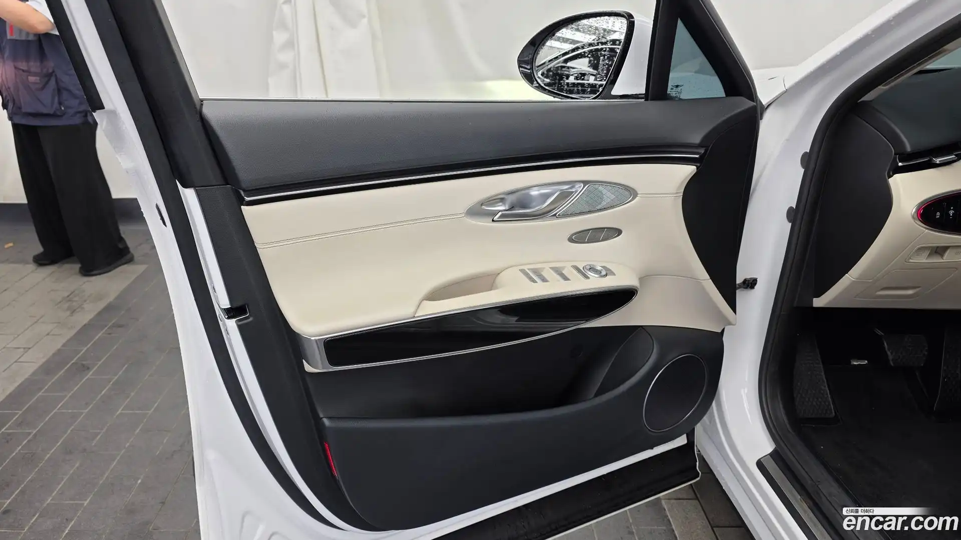 GV70 Genesis 2022.2-INNER-034