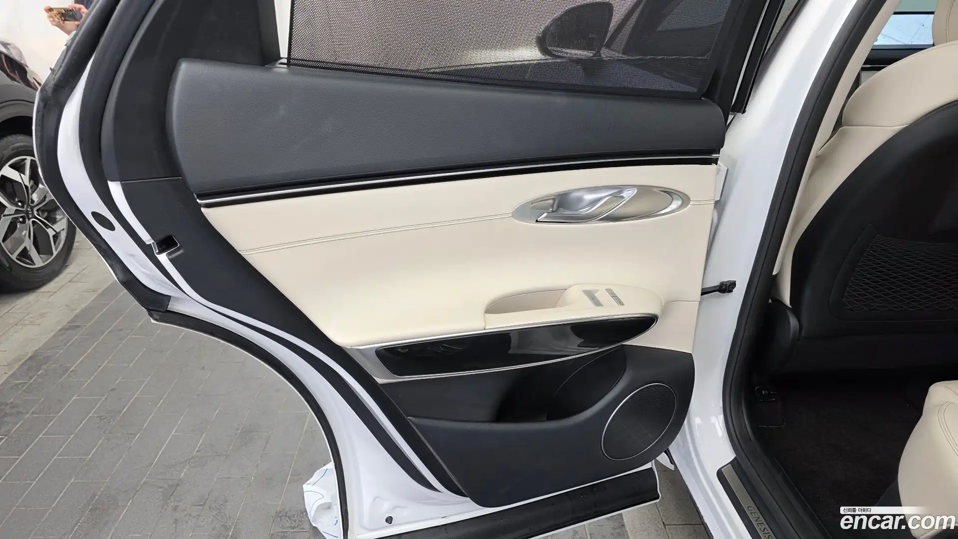 GV70 Genesis 2022.2-INNER-035