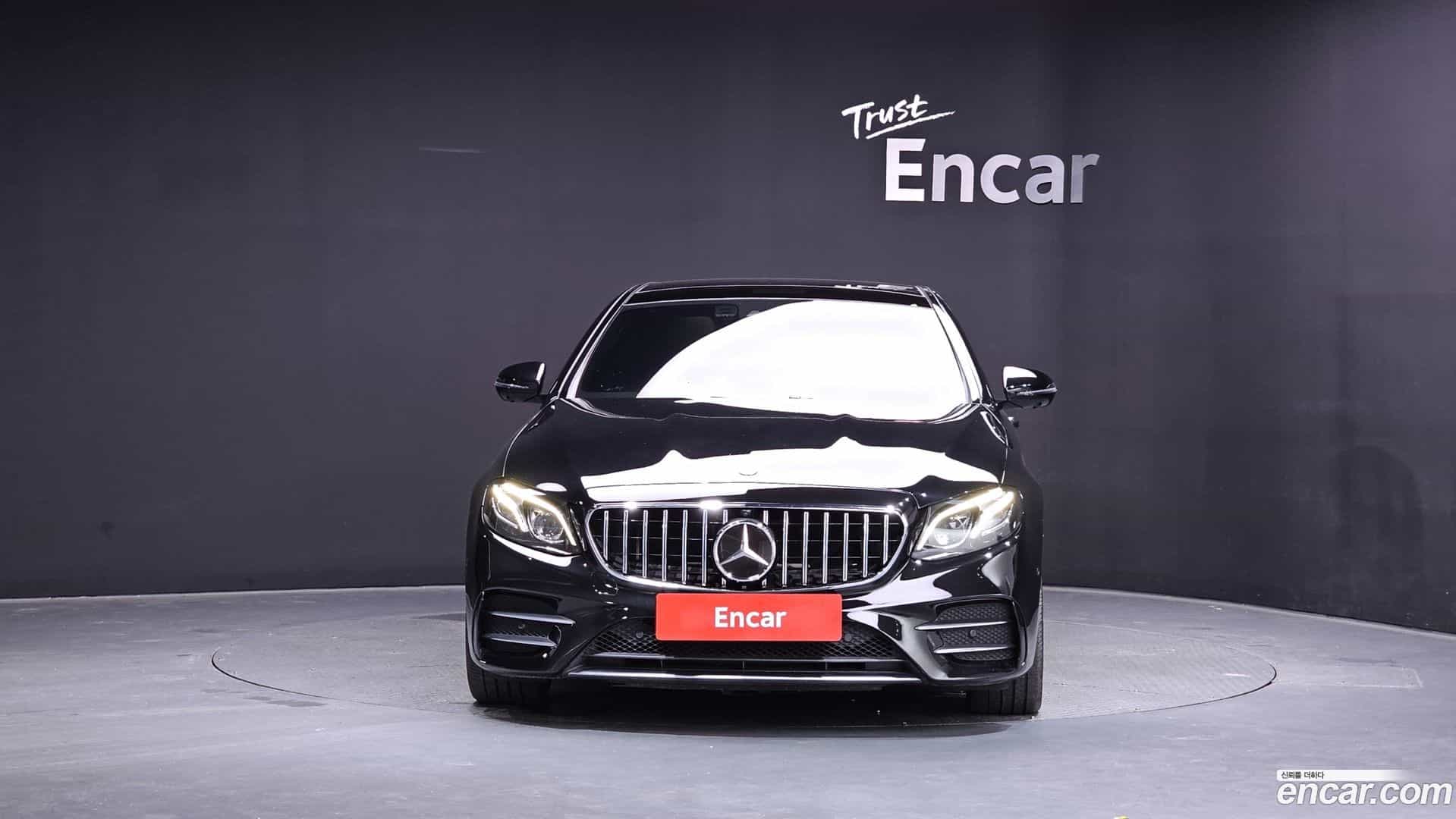 E-Class Mercedes-Benz 2019.11-OUTER-003