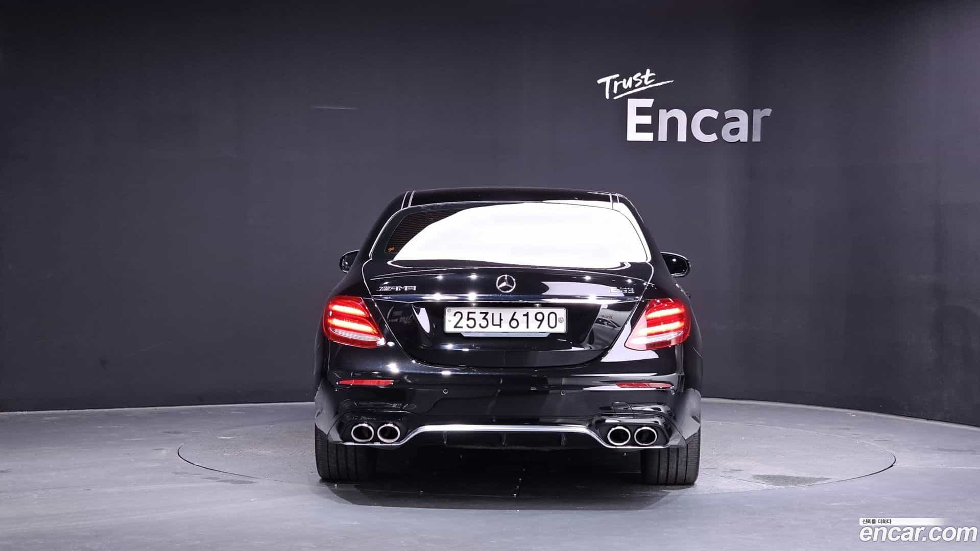 E-Class Mercedes-Benz 2019.11-OUTER-004