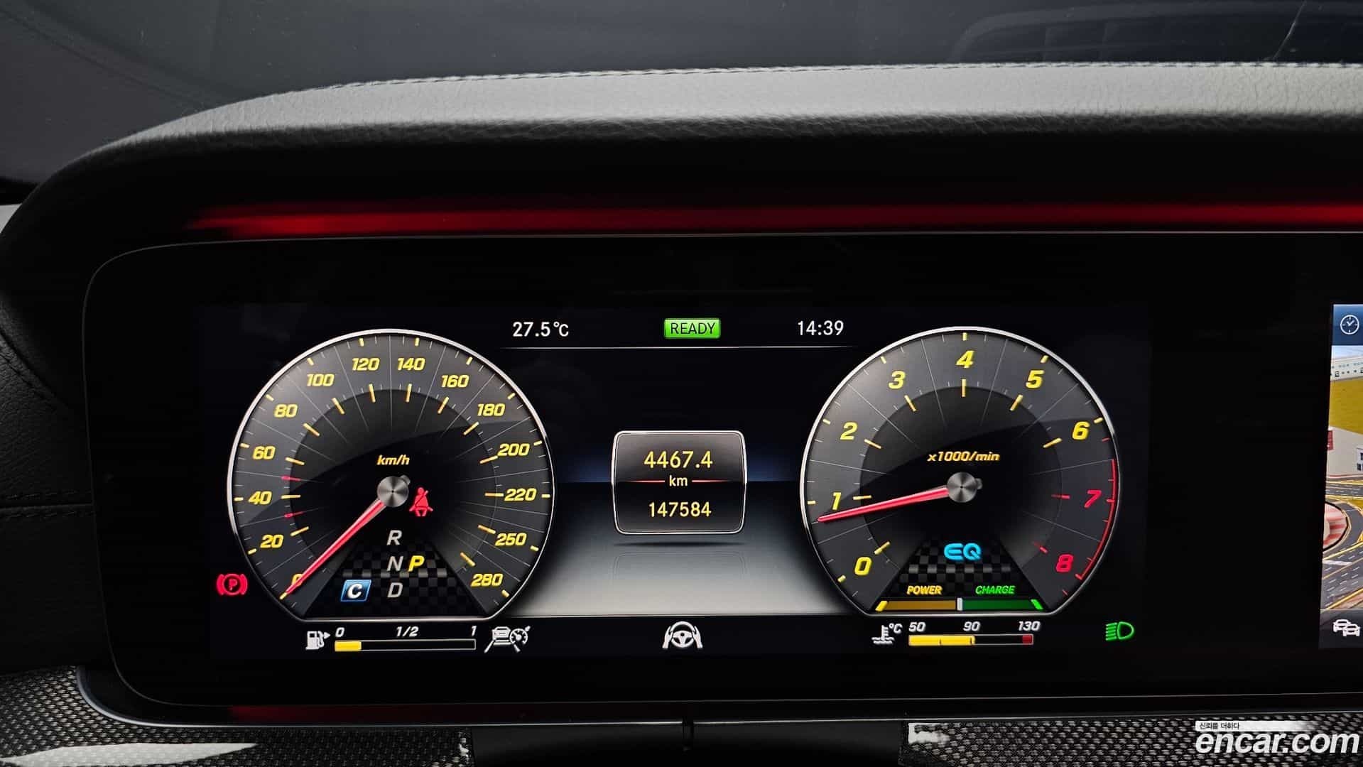 E-Class Mercedes-Benz 2019.11-INNER-008