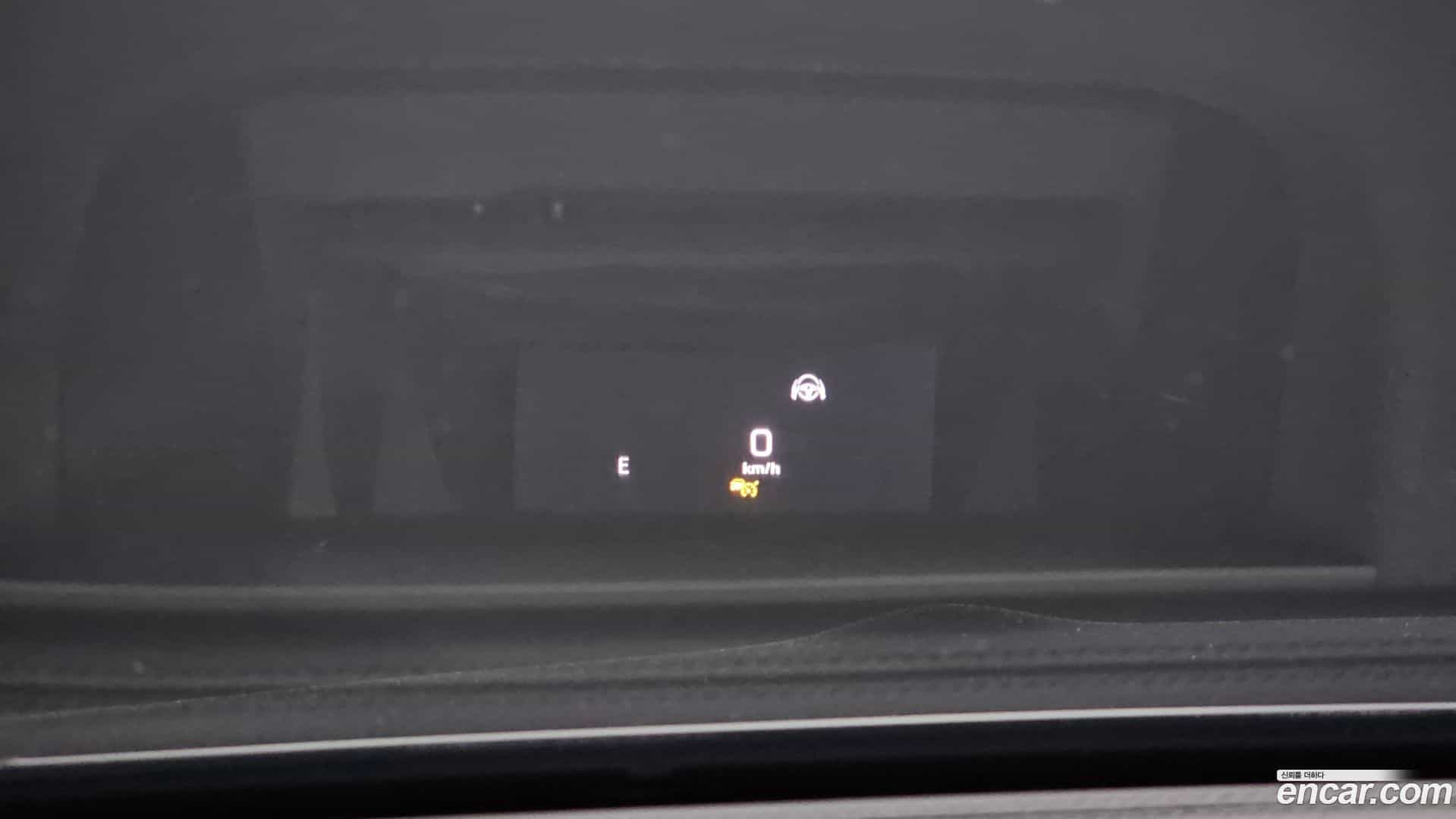 E-Class Mercedes-Benz 2019.11-OPTION-019