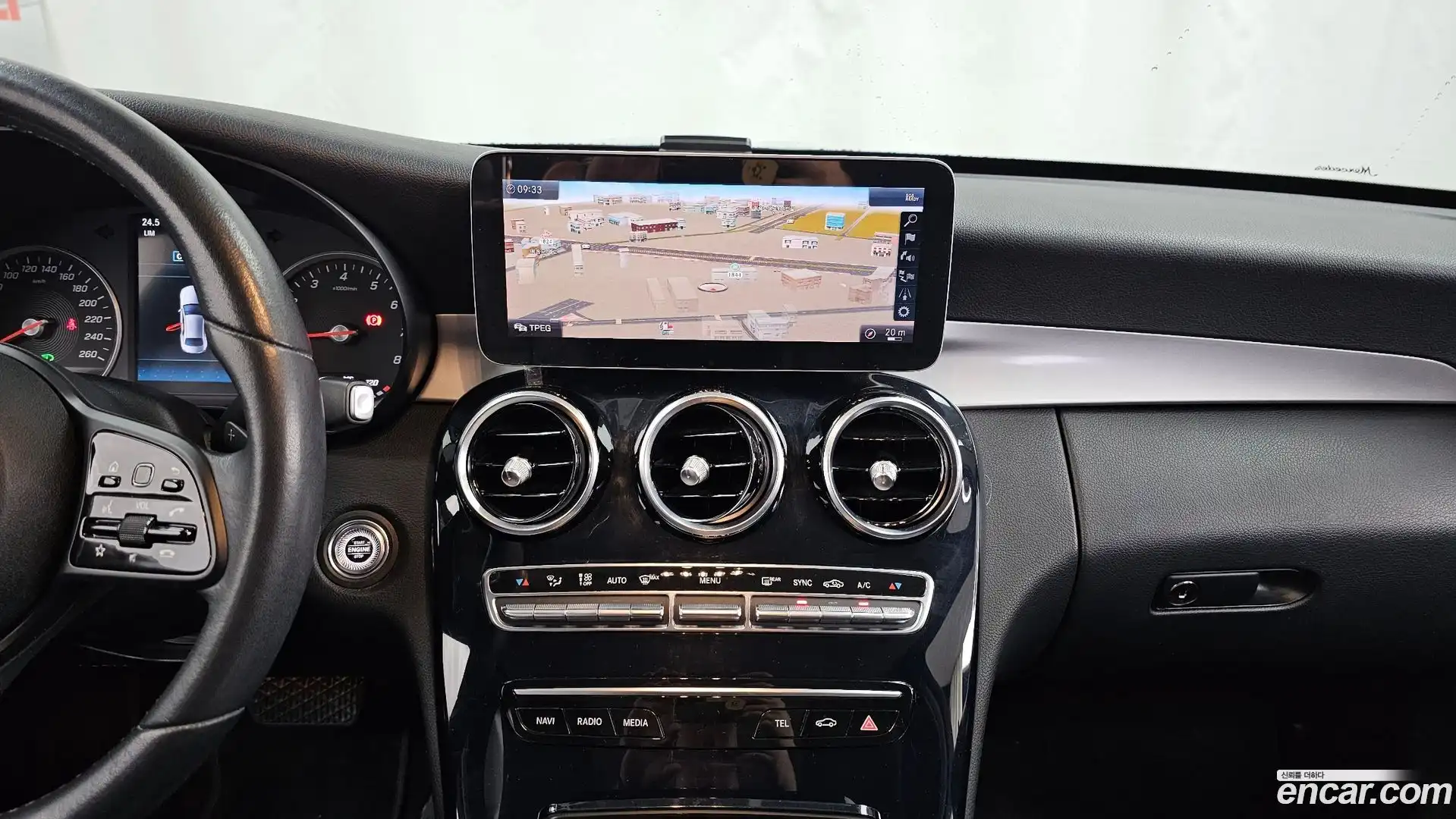C-Class Mercedes-Benz 2019.10-OPTION-018
