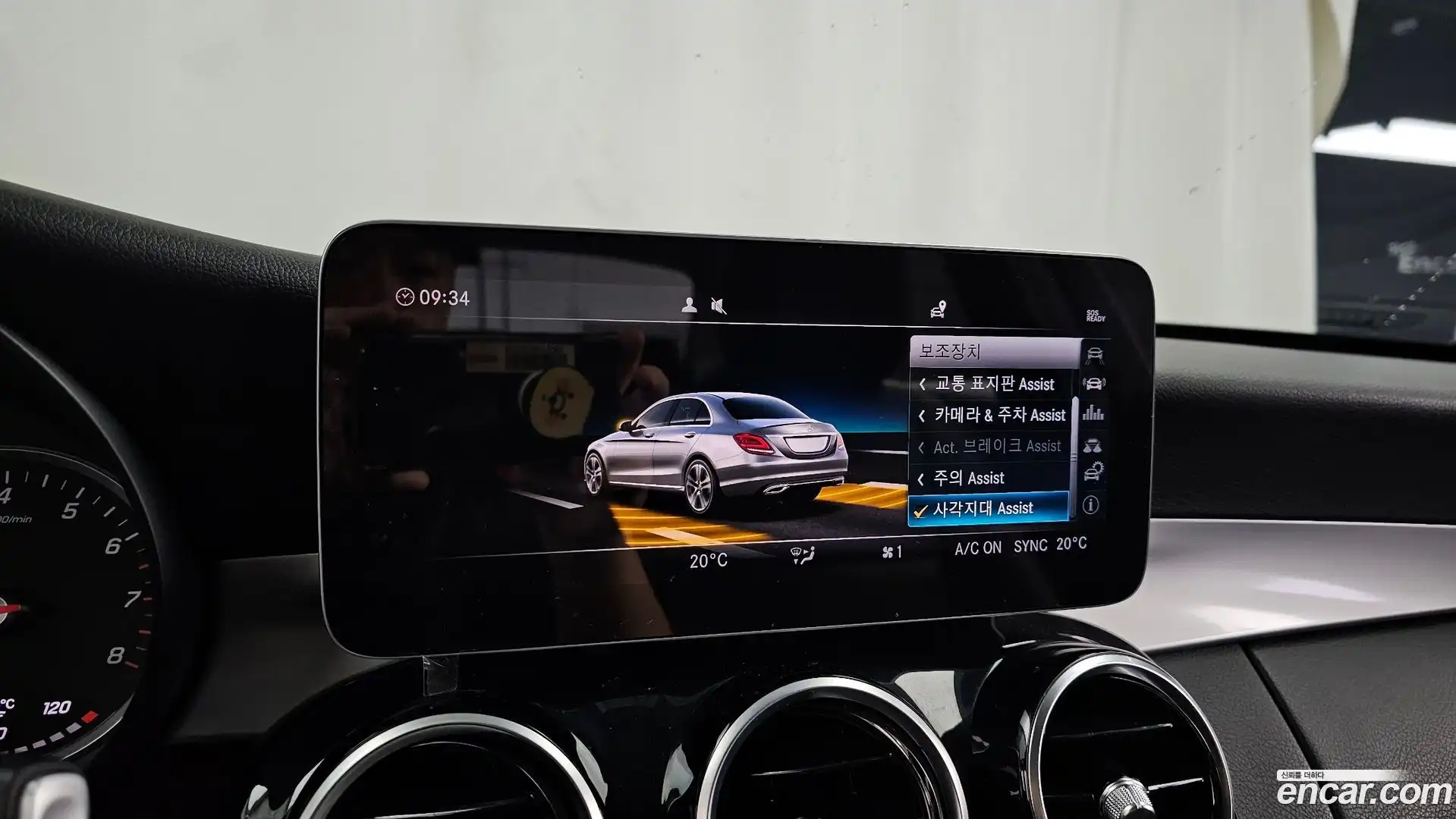 C-Class Mercedes-Benz 2019.10-OPTION-020