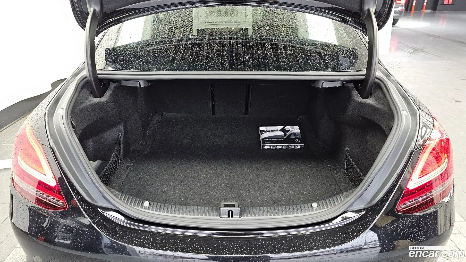 C-Class Mercedes-Benz 2019.10-OPTION-024