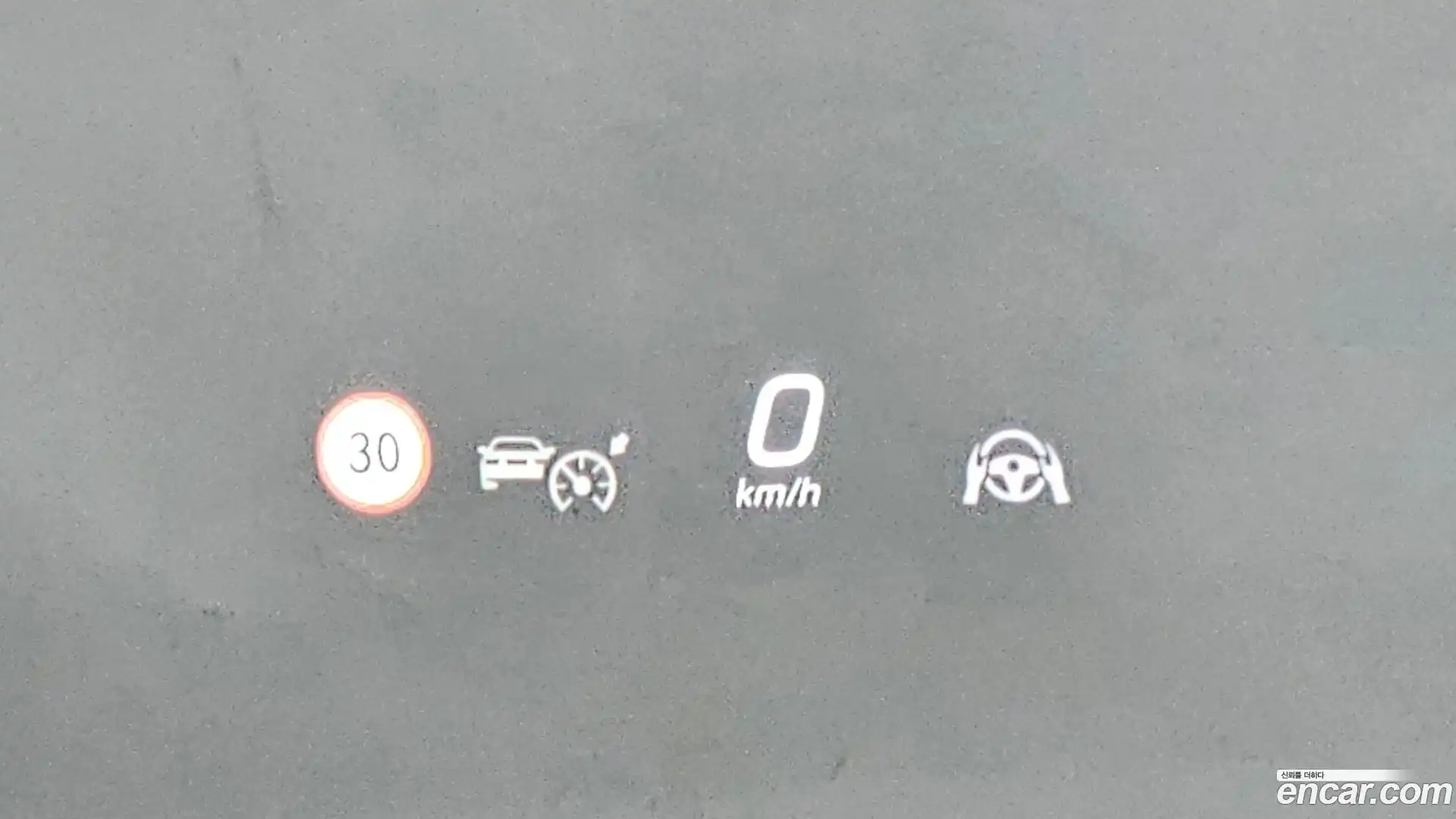 EQE Mercedes-Benz 2023.6-OPTION-022