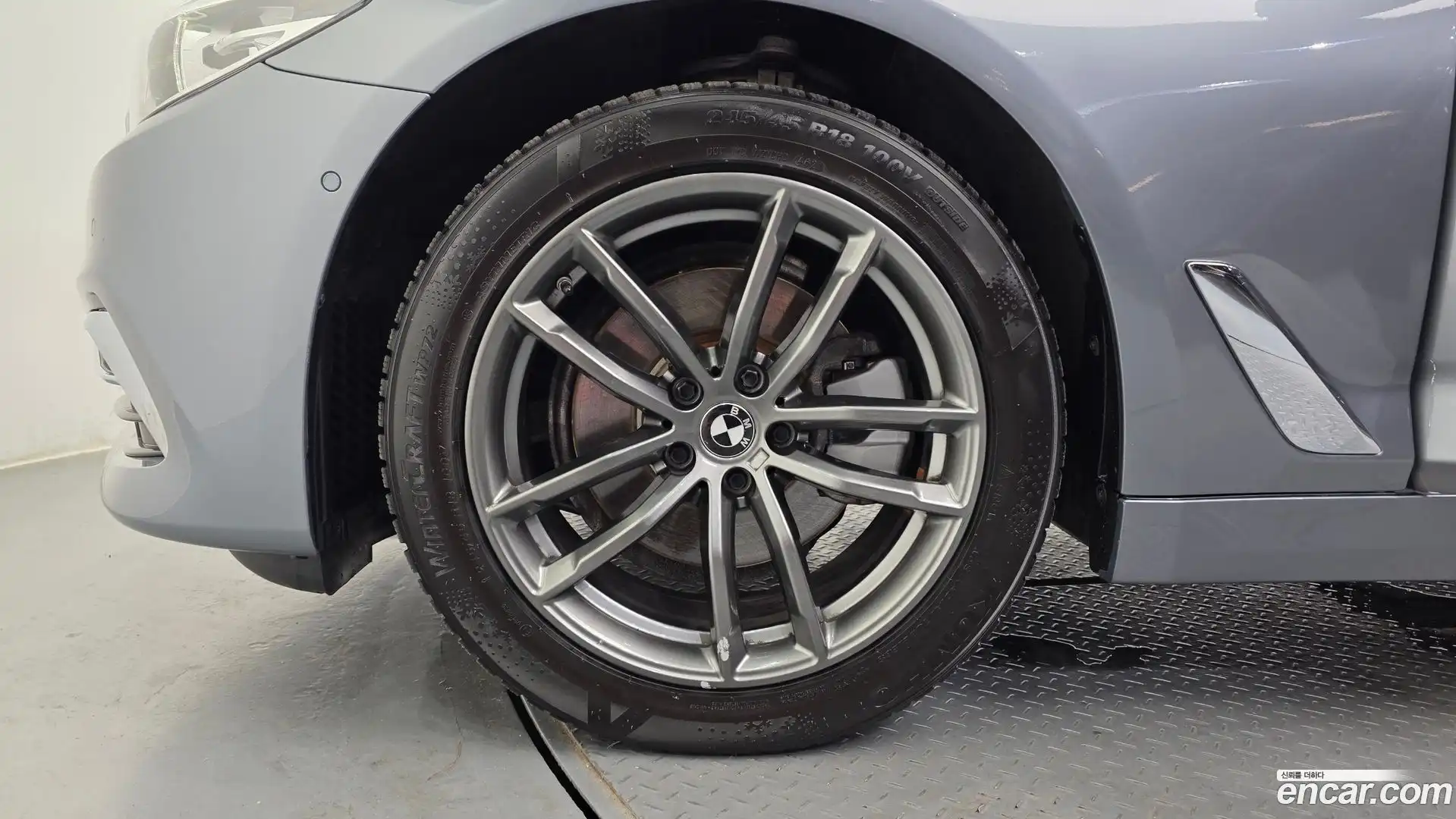 5-Series BMW 2018.11-OUTER-005