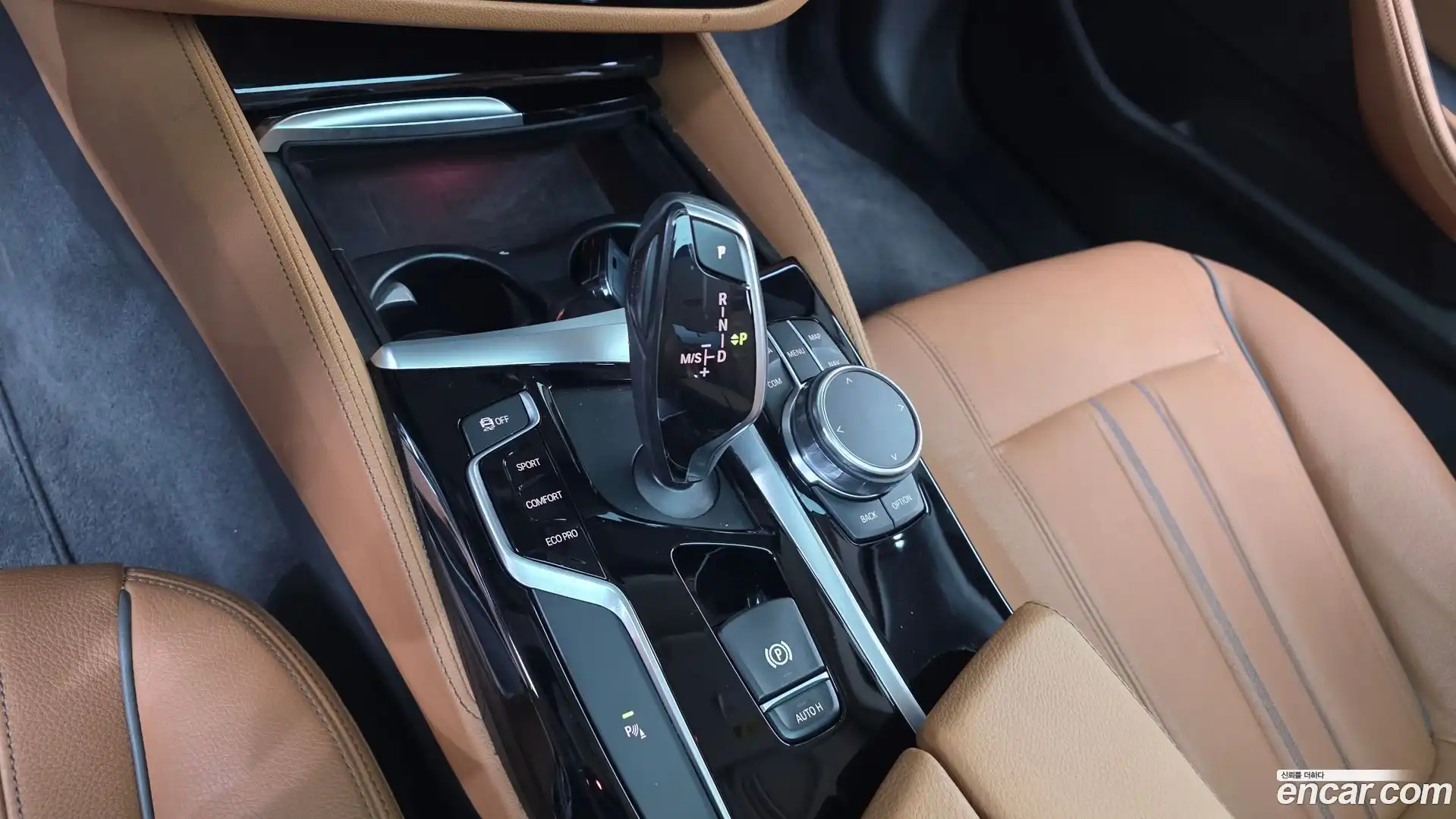 5-Series BMW 2018.11-INNER-009