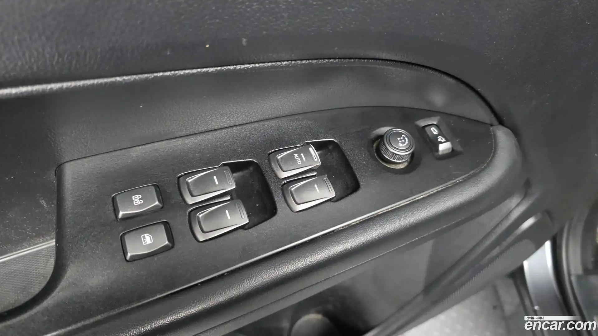 Rexton KG Mobility 2022.5-OPTION-042