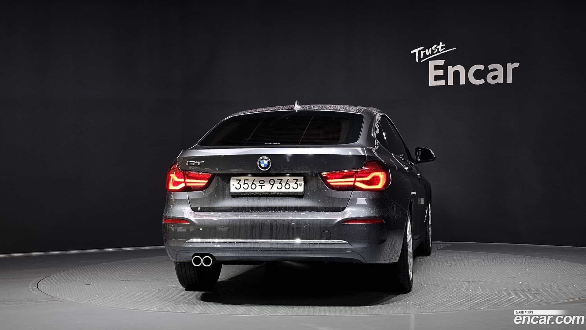 Gran Turismo BMW 2020.2-OUTER-004