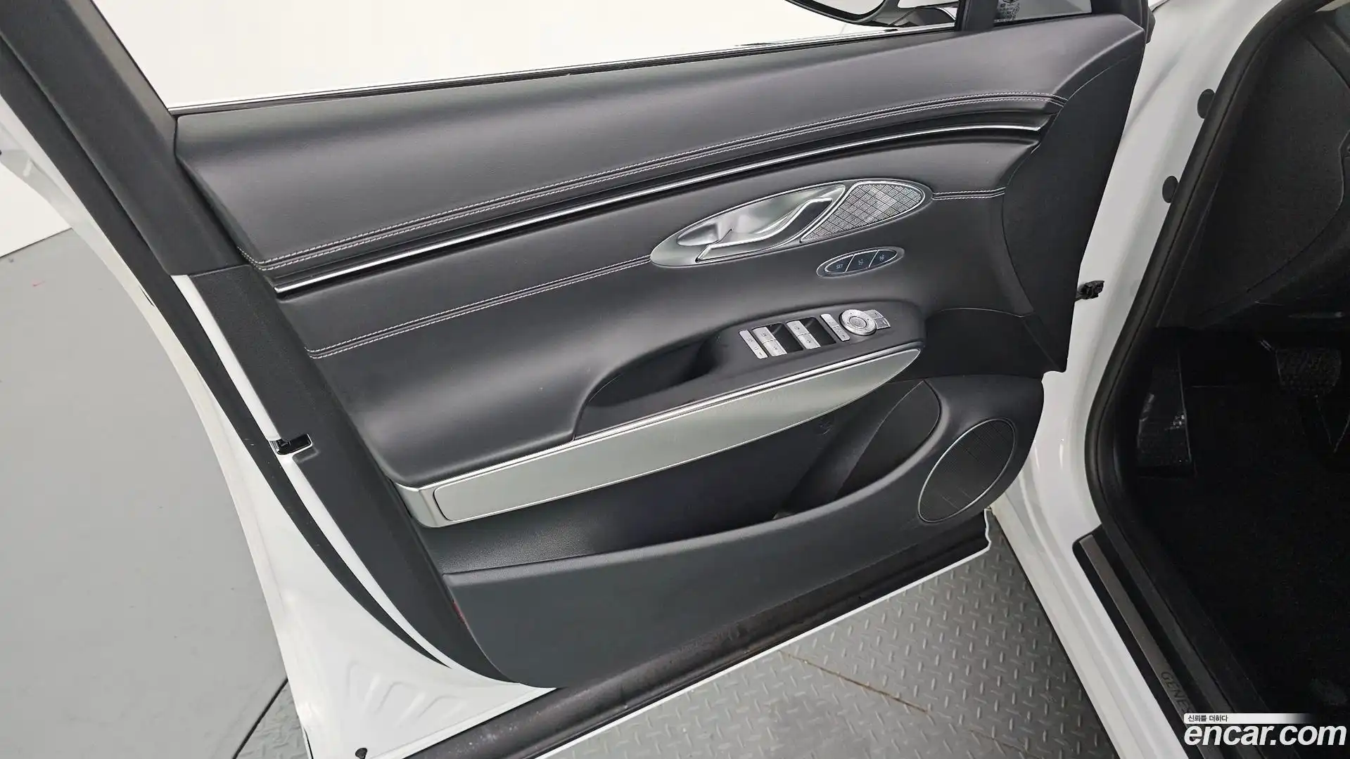 GV70 Genesis 2021.0-INNER-034