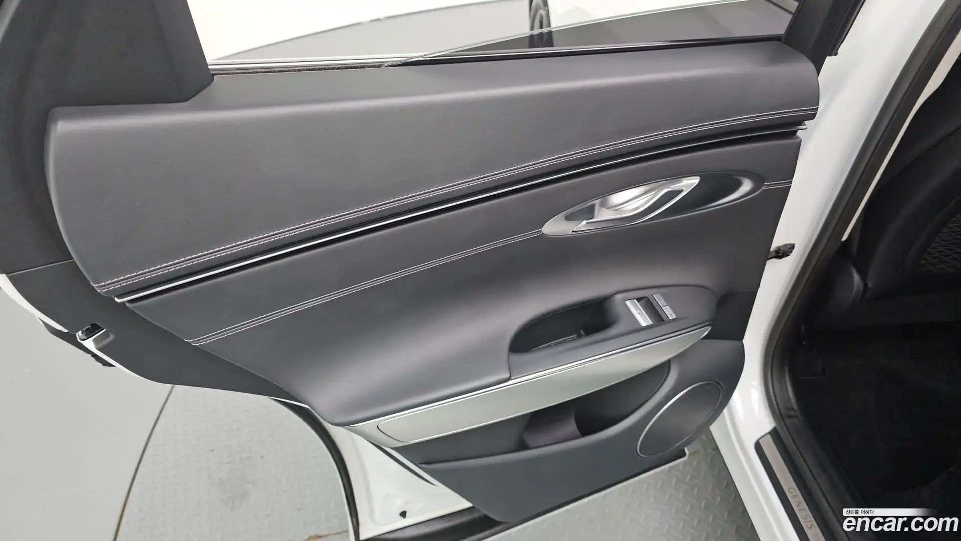 GV70 Genesis 2021.0-INNER-035