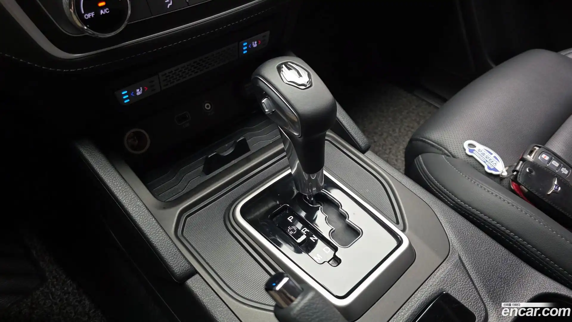 Rexton KG Mobility 2018.6-INNER-009
