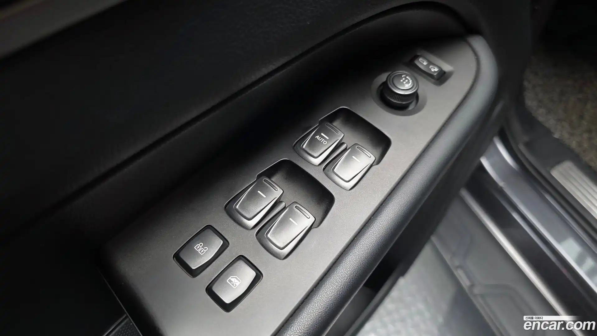 Rexton KG Mobility 2018.6-OPTION-040