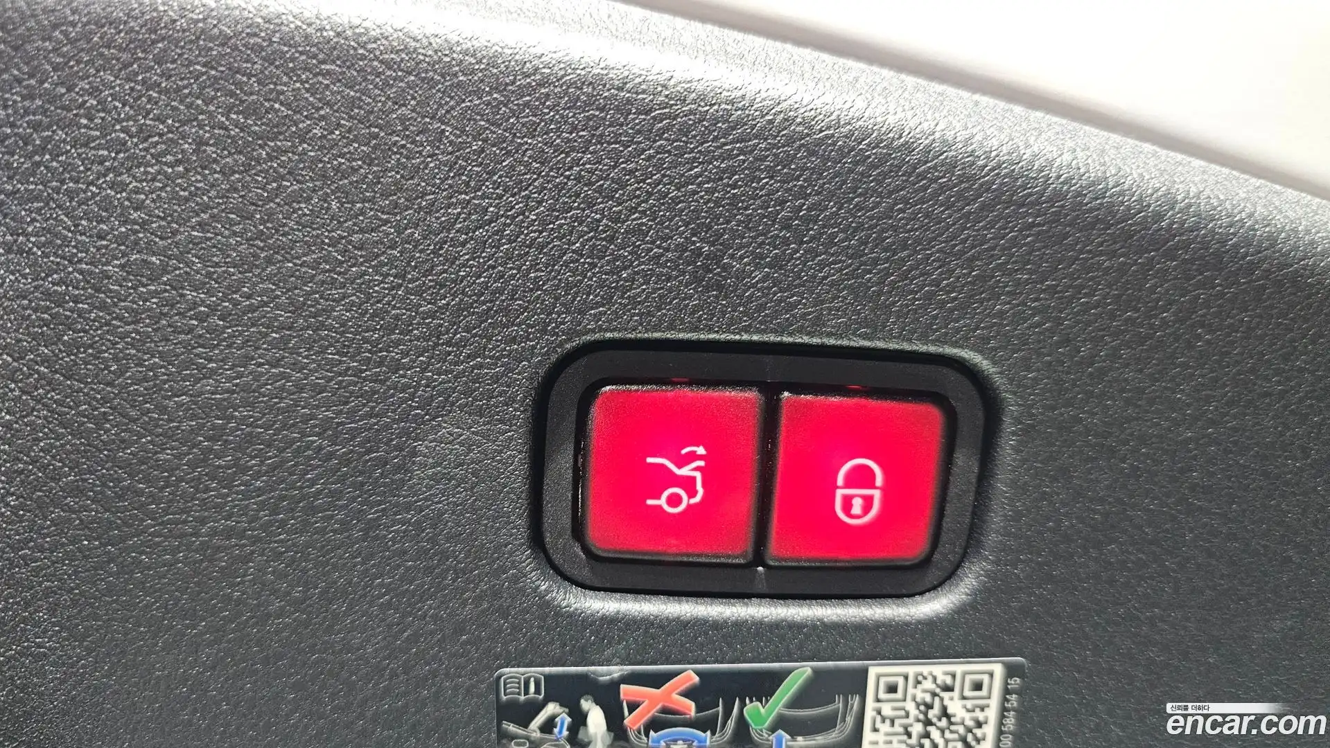 CLE-Class Mercedes-Benz 2024.4-OPTION-020