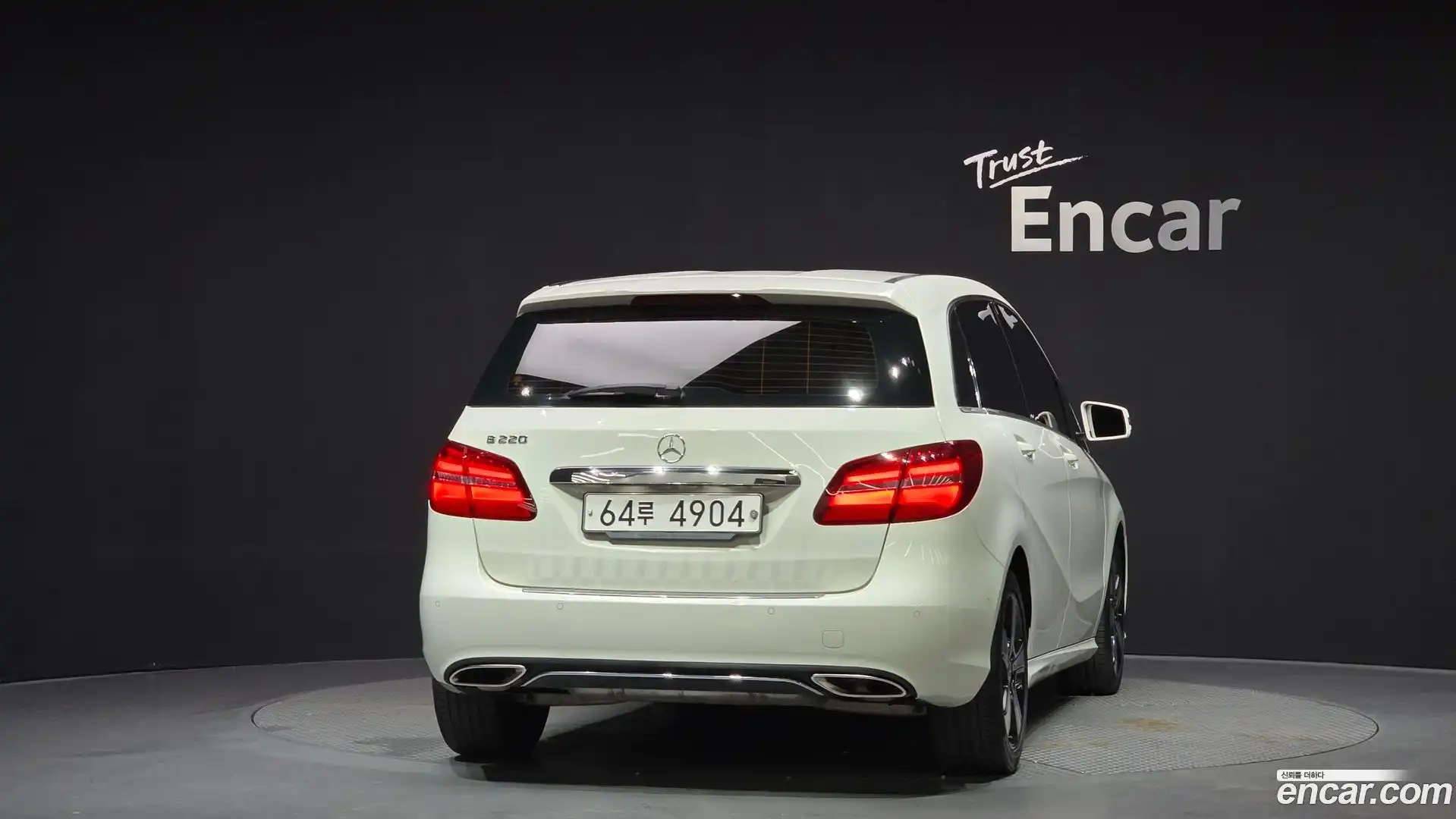 B-Class Mercedes-Benz 2018.8-OUTER-004
