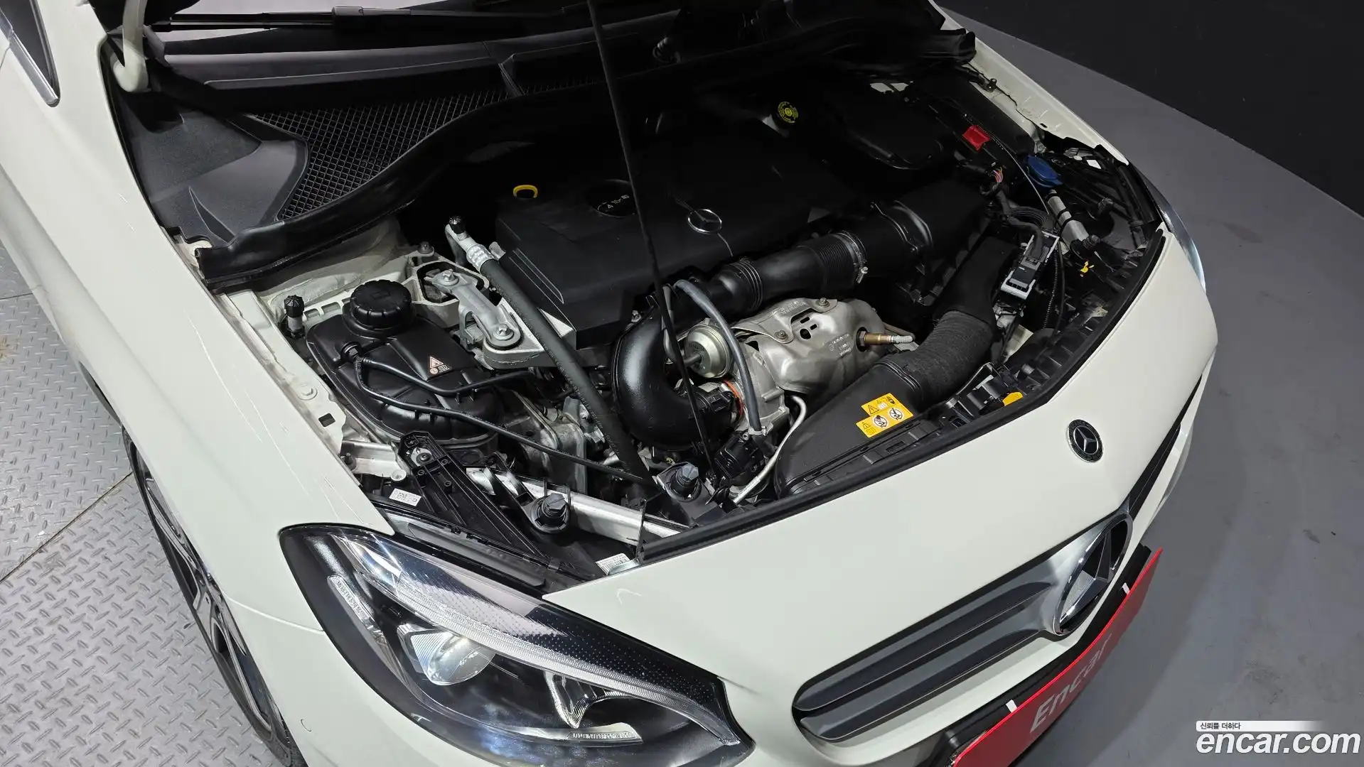B-Class Mercedes-Benz 2018.8-OUTER-006