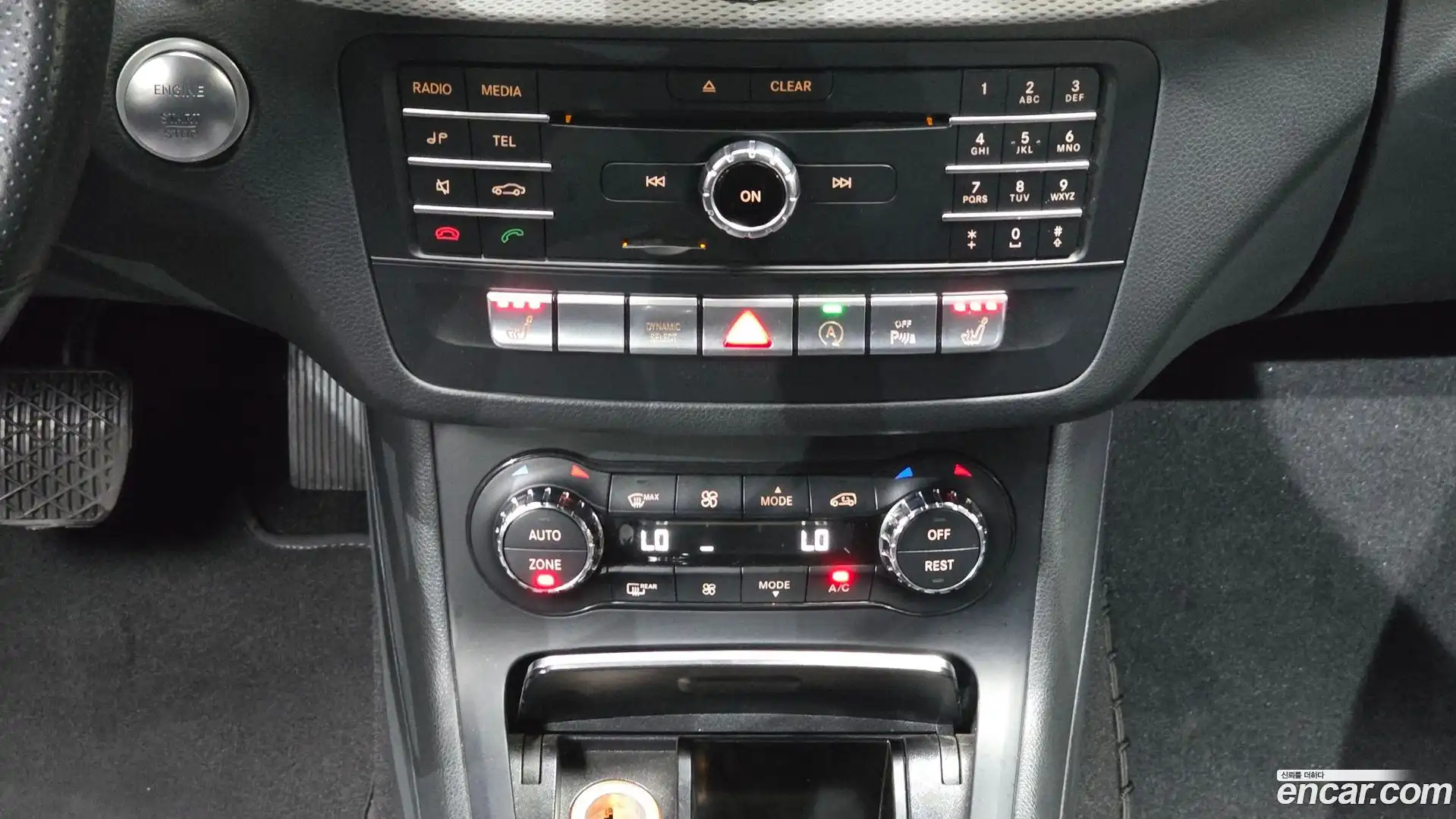 B-Class Mercedes-Benz 2018.8-OPTION-020