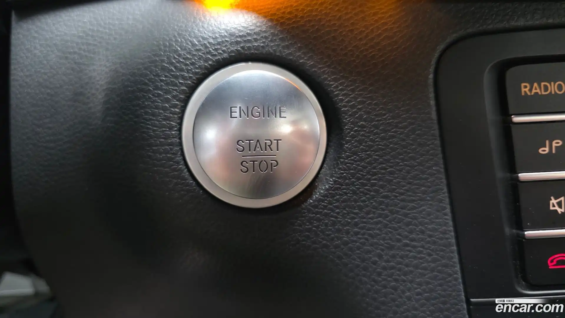 B-Class Mercedes-Benz 2018.8-OPTION-022