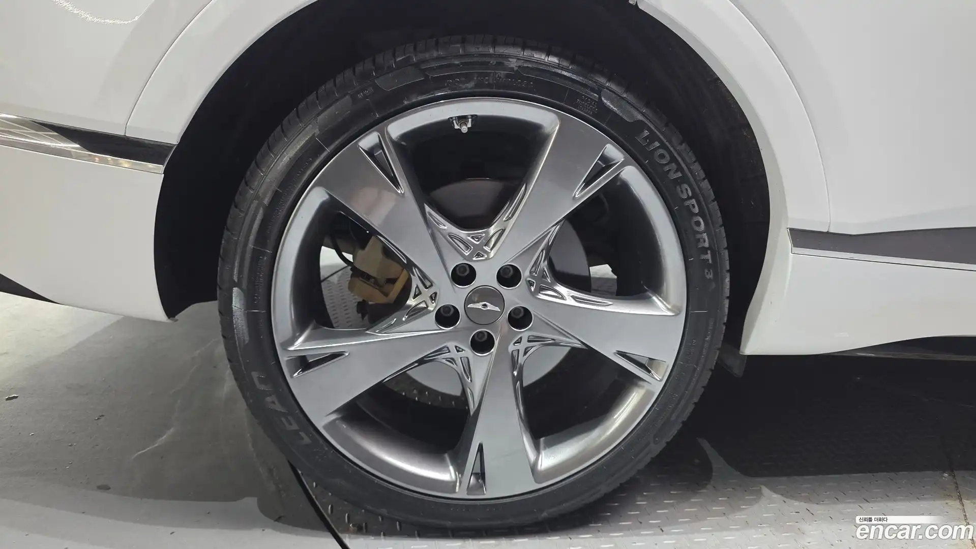 GV80 Genesis 2020.4-OUTER-005