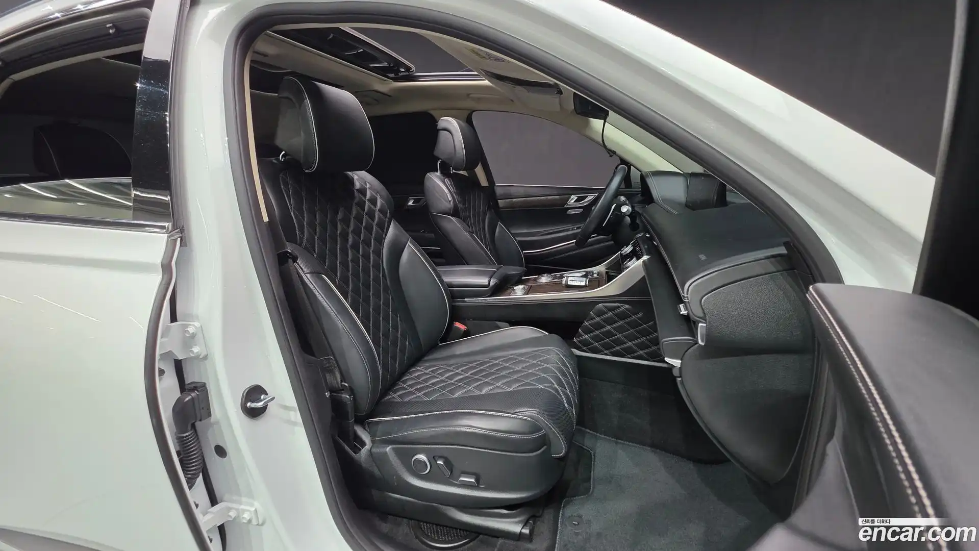 GV80 Genesis 2020.4-INNER-010