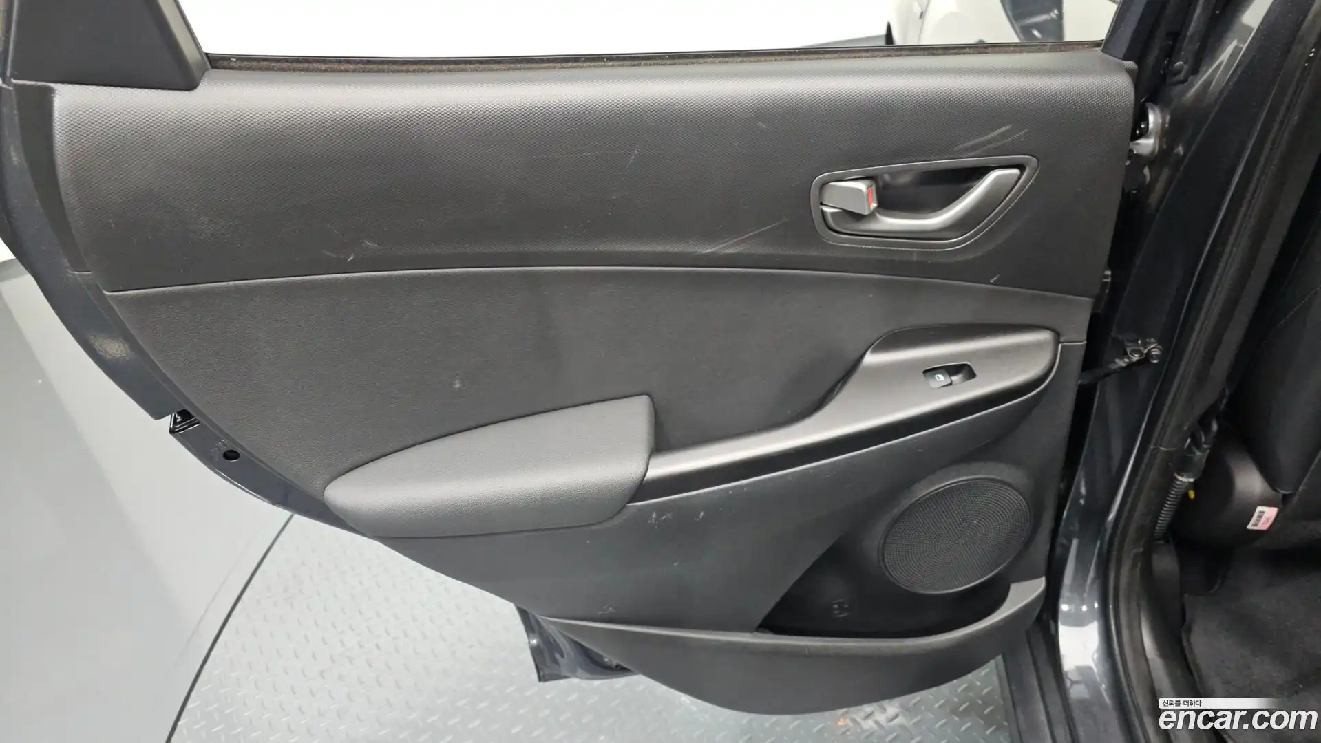 Kona Hyundai 2019.8-INNER-035